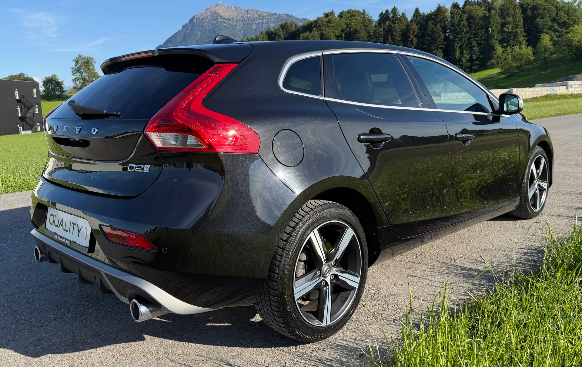 VOLVO V40 D2 R-Design Geartronic-image-5
