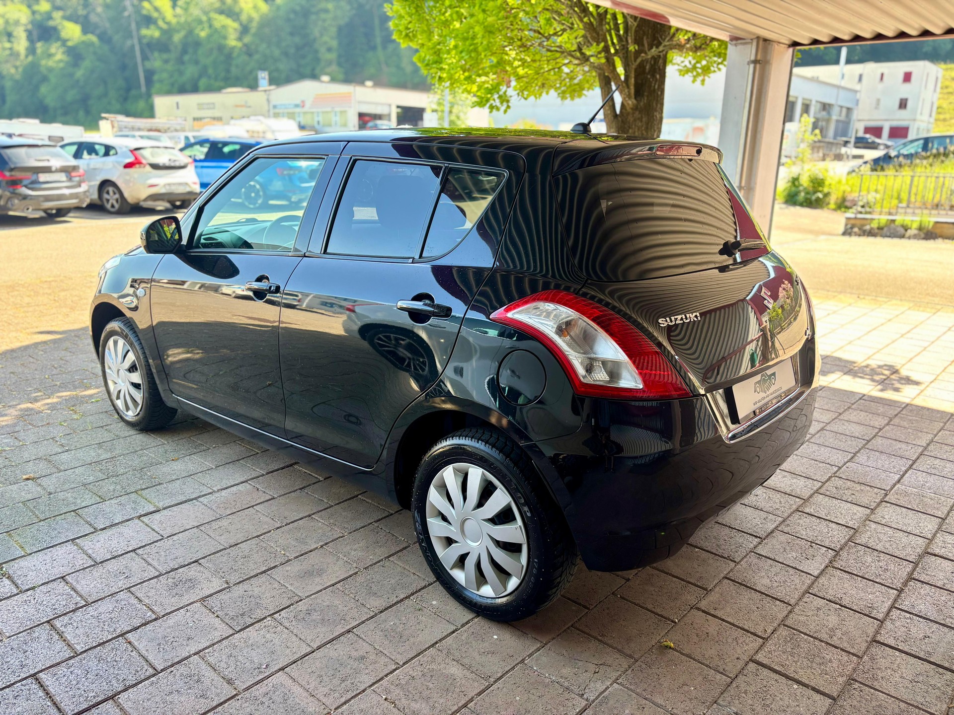 SUZUKI Swift 1.2i 16V GL Top 4x4-image-4