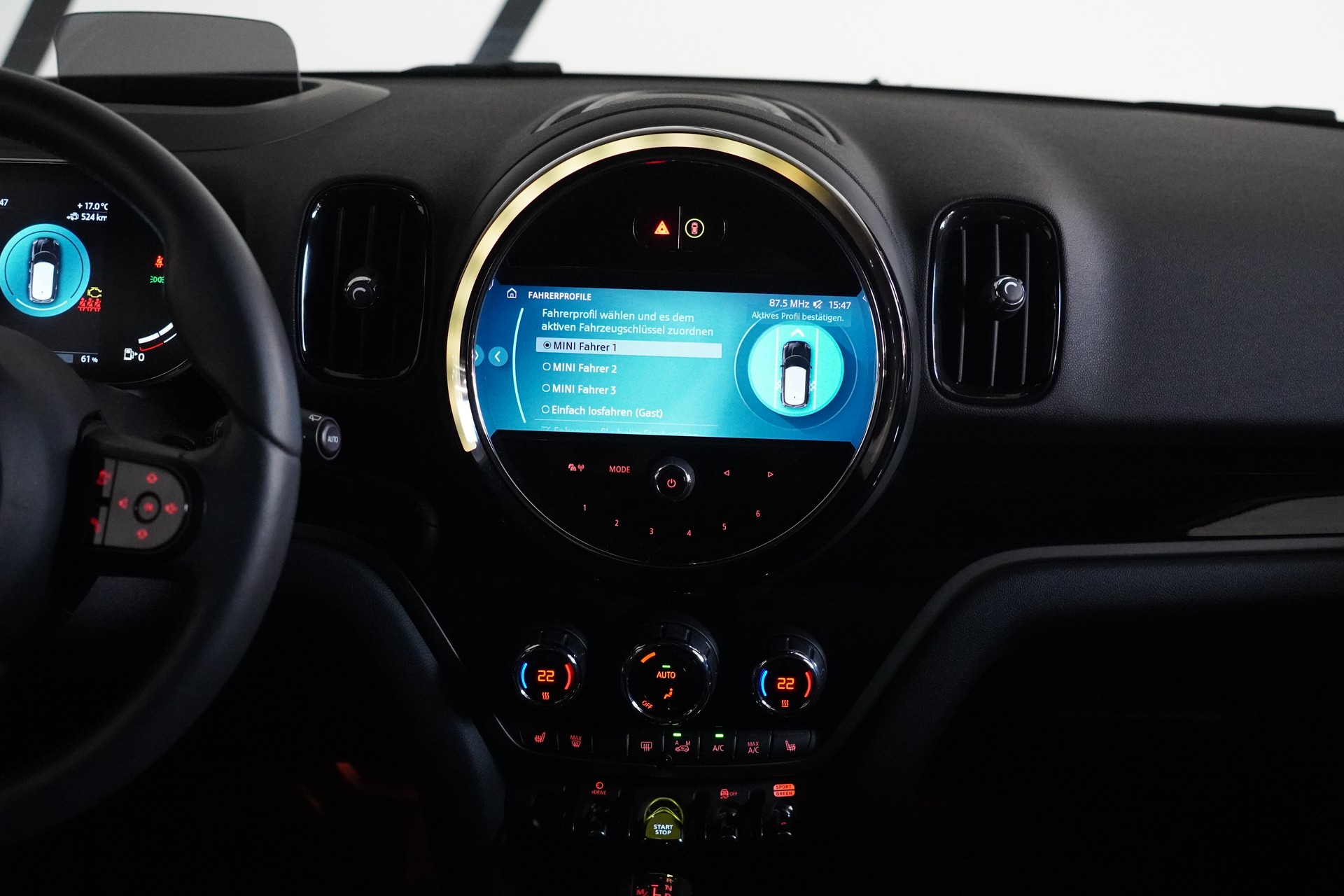 MINI Countryman Cooper SE ALL4 PHEV Steptronic-image-19