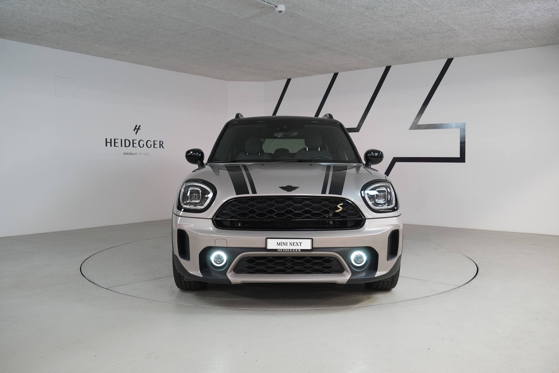 MINI Countryman Cooper SE ALL4 PHEV Steptronic-showroom-element-2