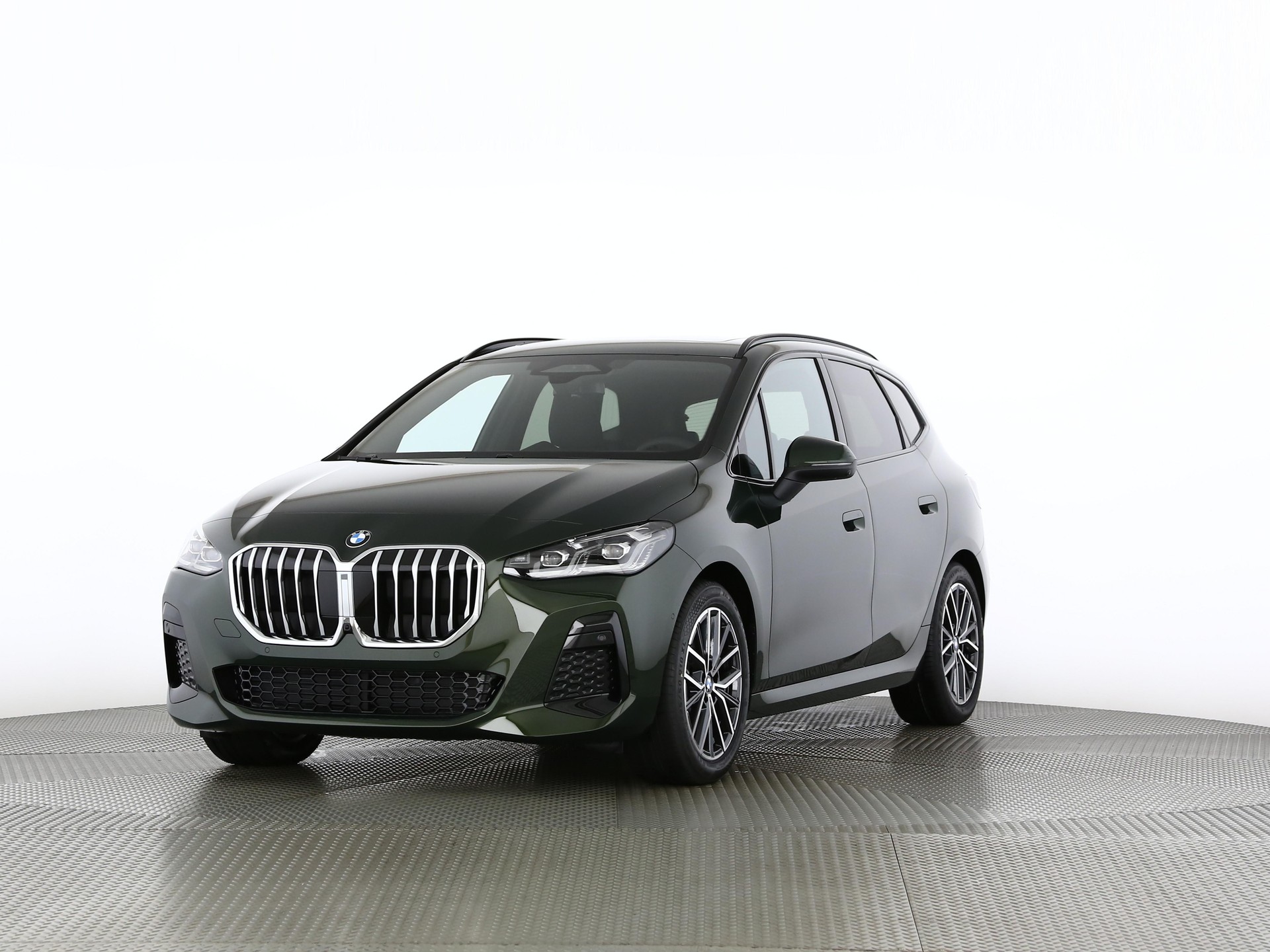 BMW 223d xDrive SDKG Active Tourer-image-0