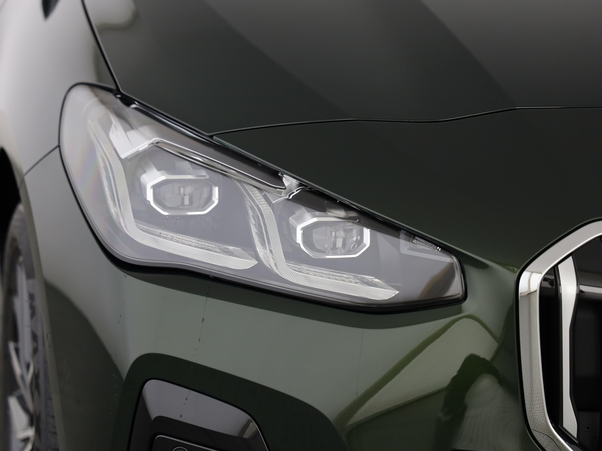 BMW 223d xDrive SDKG Active Tourer-image-5