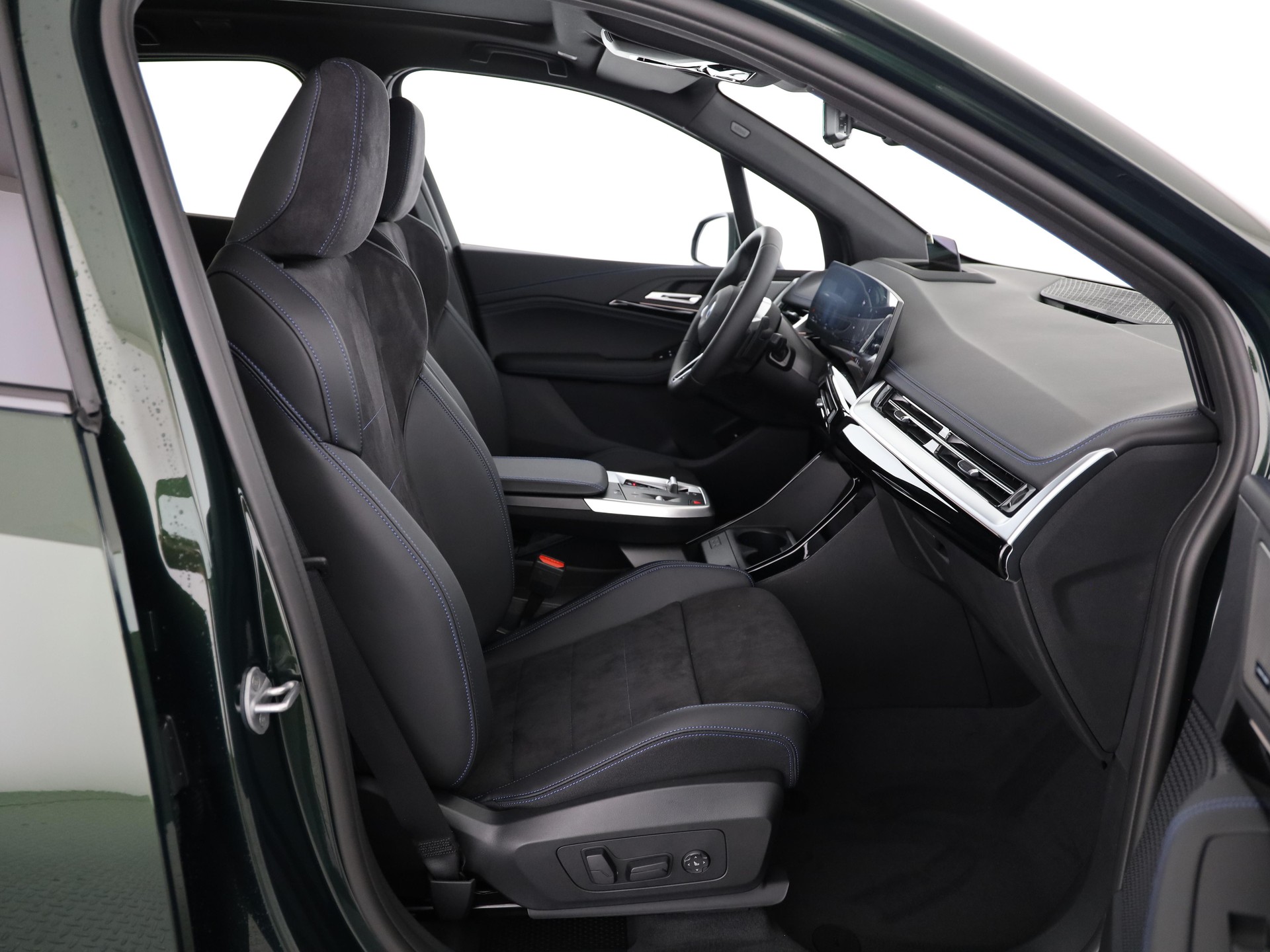BMW 223d xDrive SDKG Active Tourer-image-16