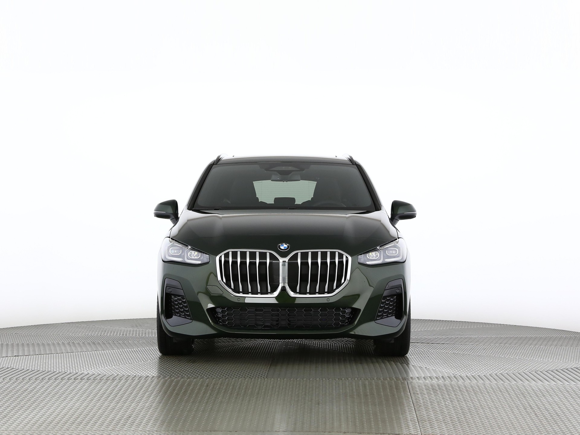 BMW 223d xDrive SDKG Active Tourer-image-4