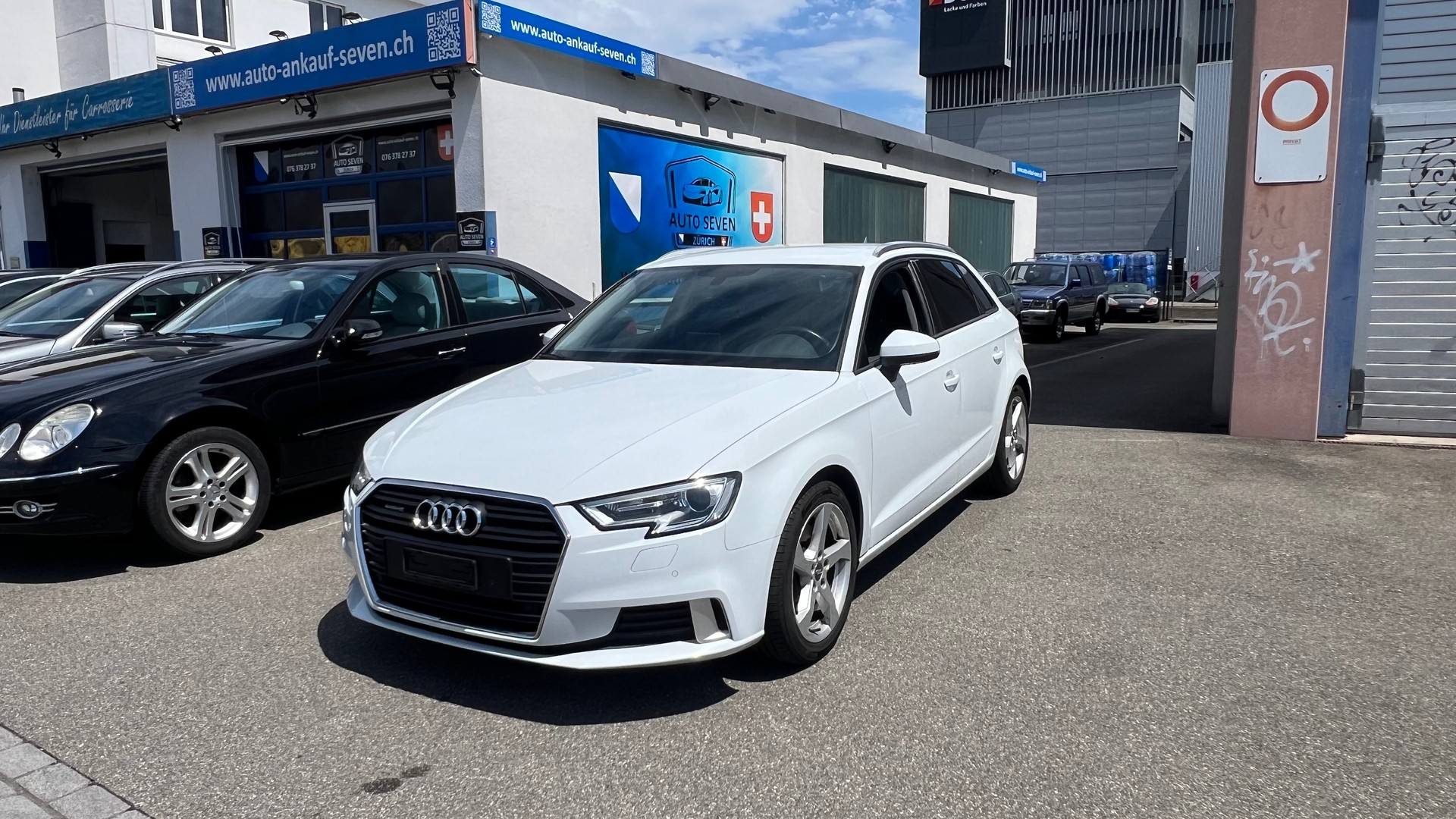 AUDI A3 Sportback 2.0 TFSI Sport quattro S-tronic-image-2