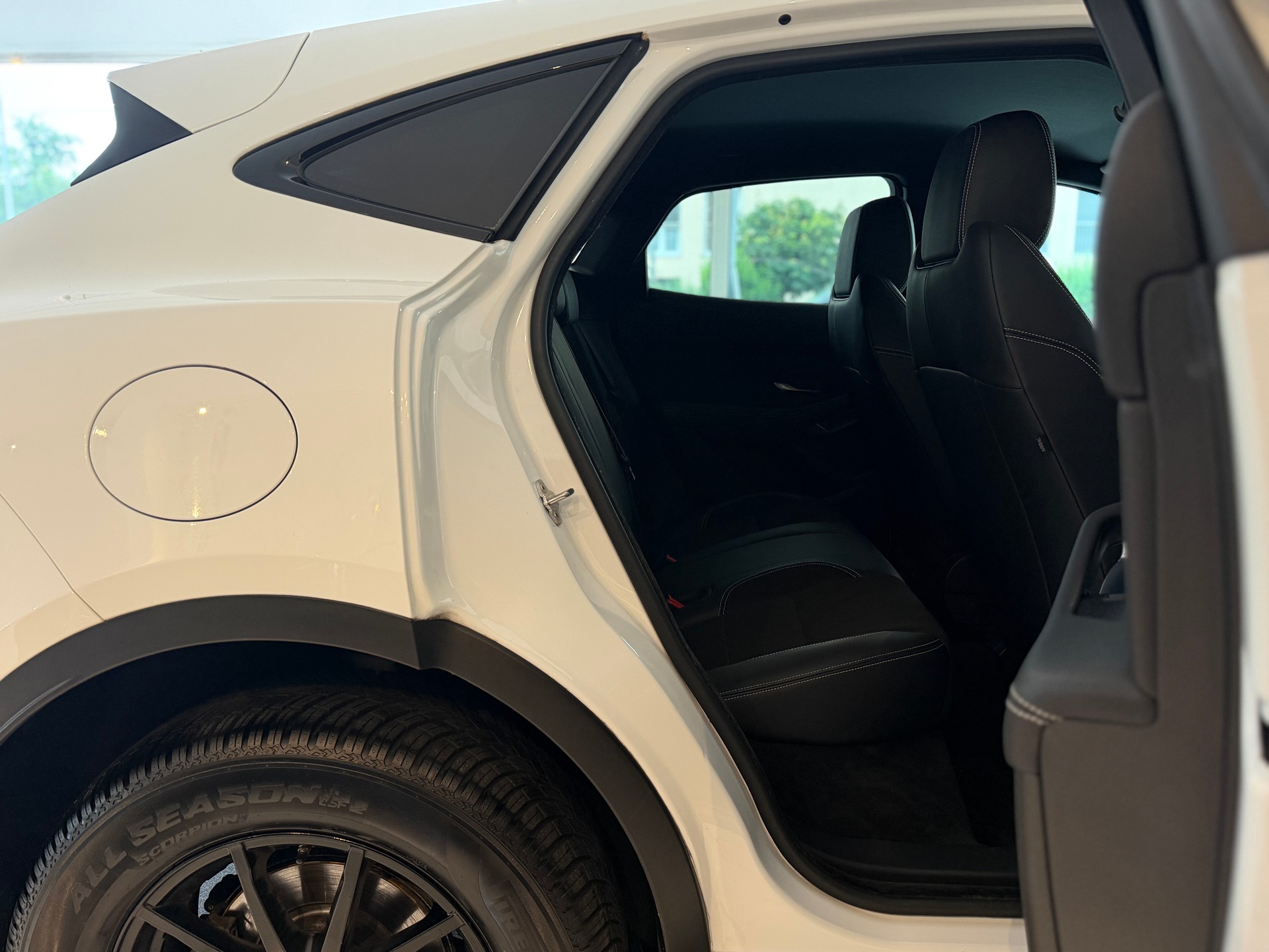 JAGUAR E-Pace 2.0 P250 R-Dynamic SE AWD Automatik **Frisch ab MFK & Service**-image-20
