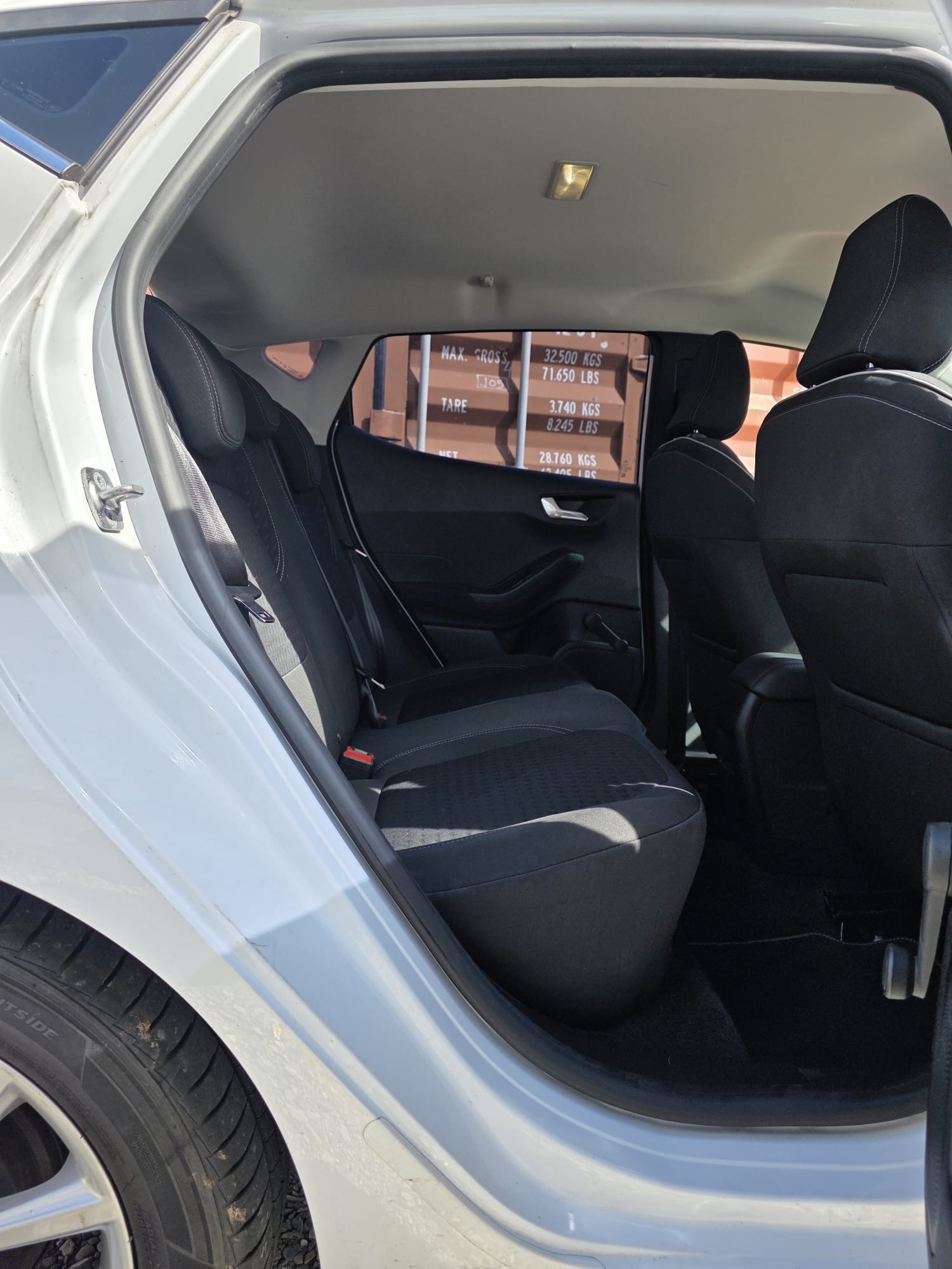 FORD Fiesta 1.0 SCTi Business-image-9