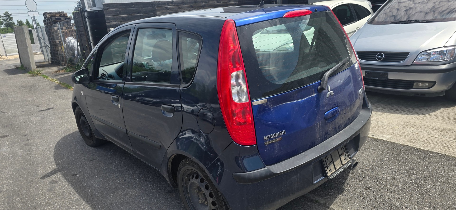 MITSUBISHI Colt 1.3 16V Inform Luxe-image-2