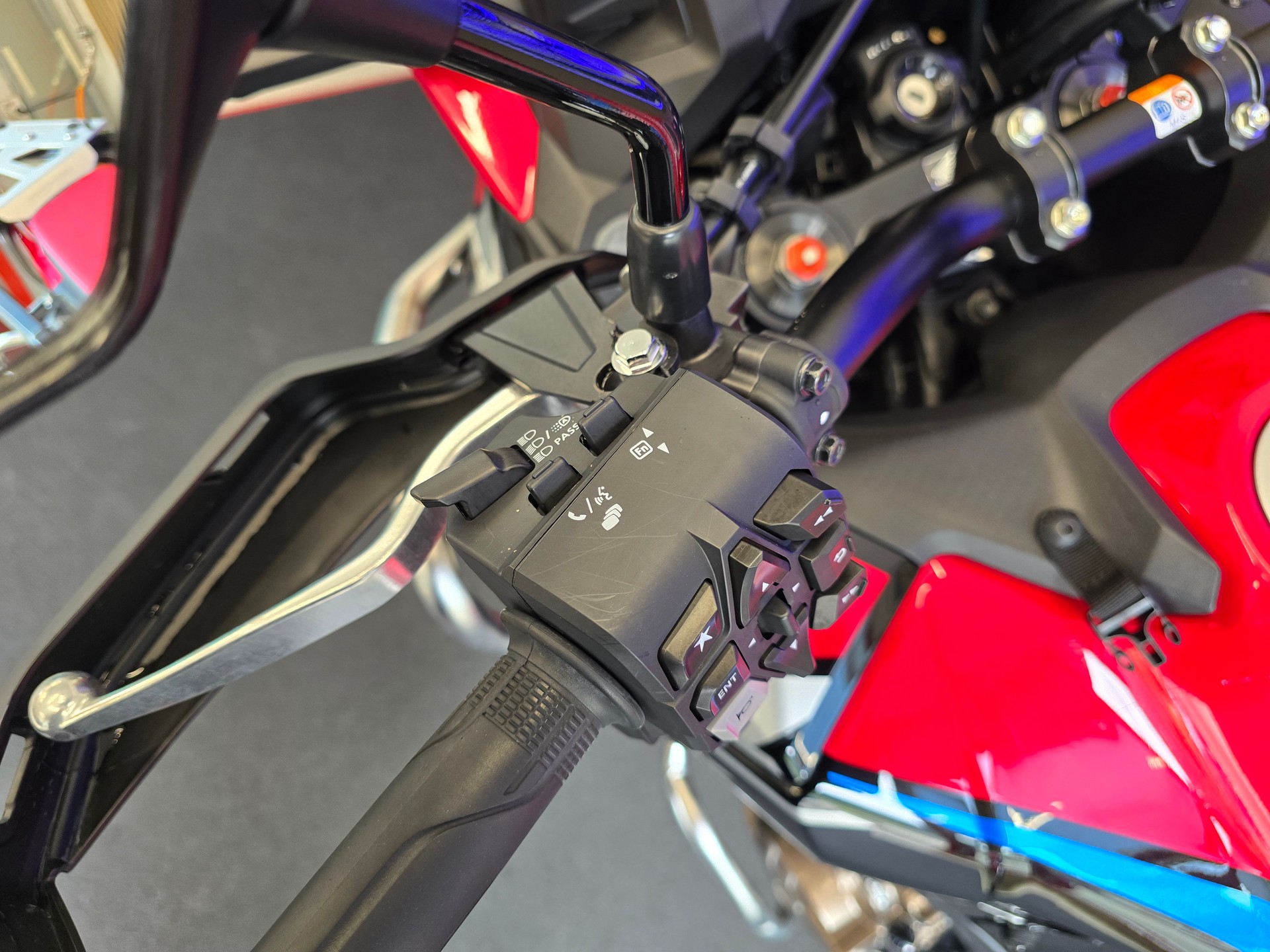 HONDA CRF 1100 AfriCa Twin Adventure-image-12