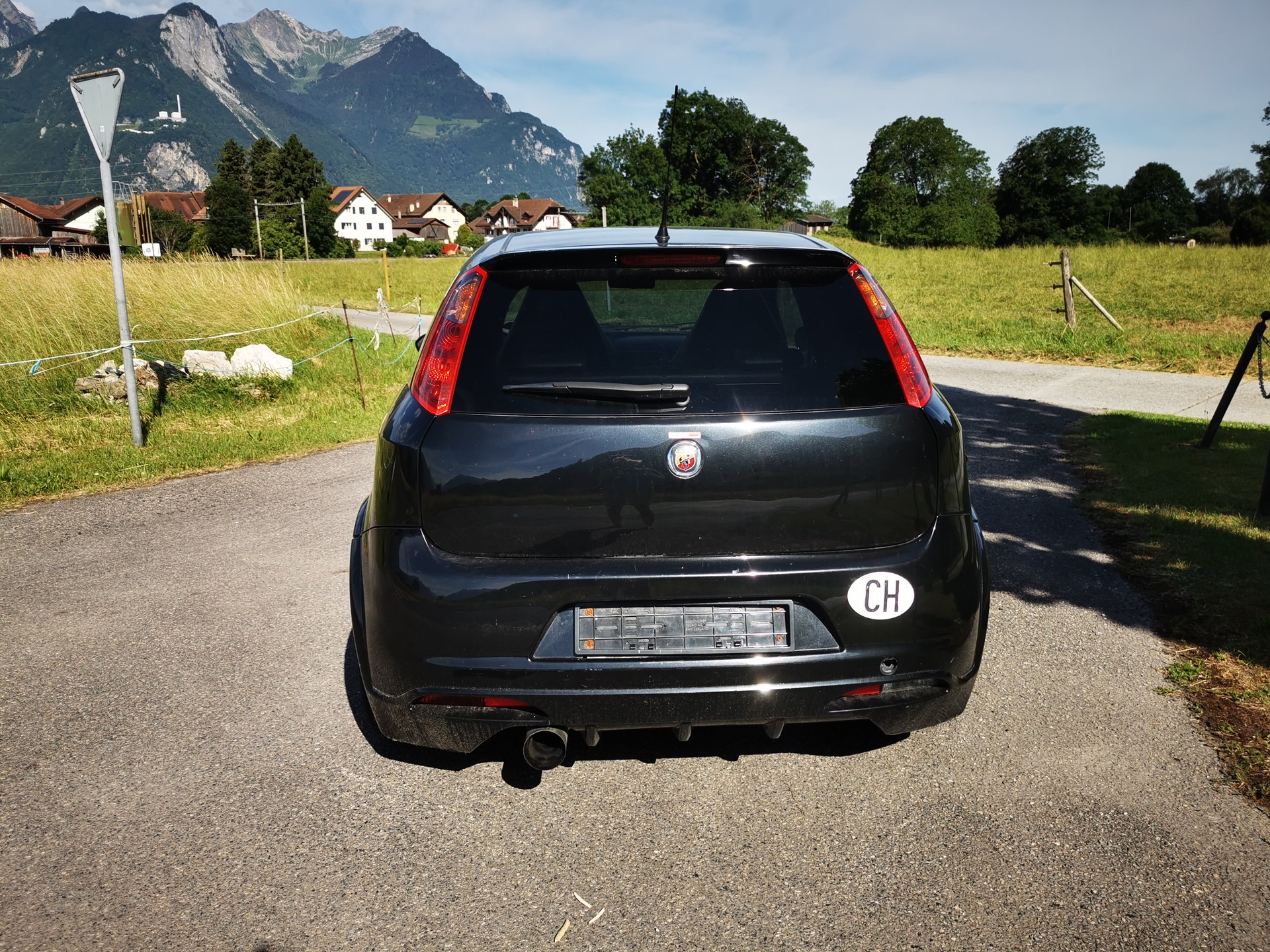 FIAT Punto 1.4 16V Turbo Abarth-image-5