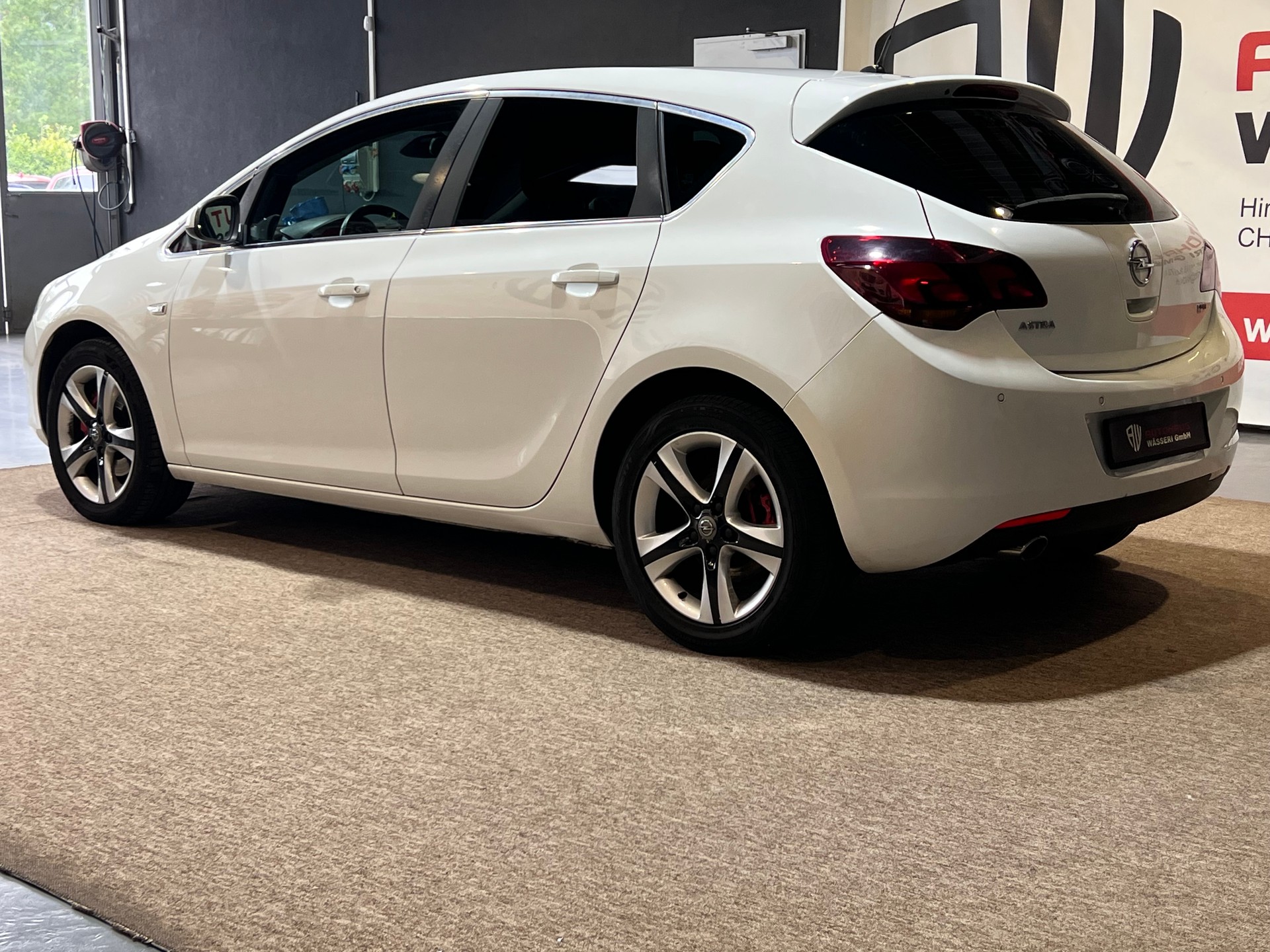 OPEL Astra 2.0 CDTi Sport-image-4