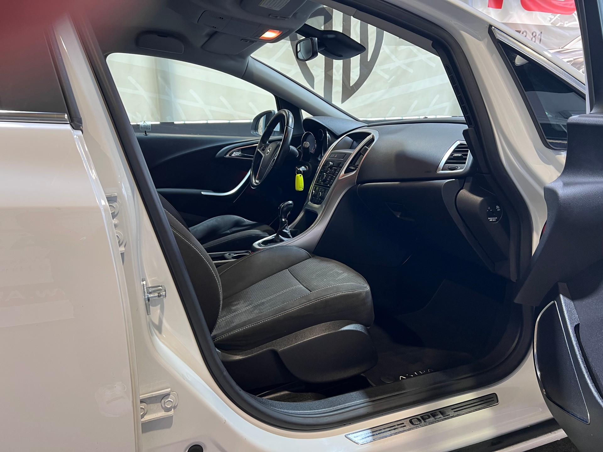 OPEL Astra 2.0 CDTi Sport-image-10