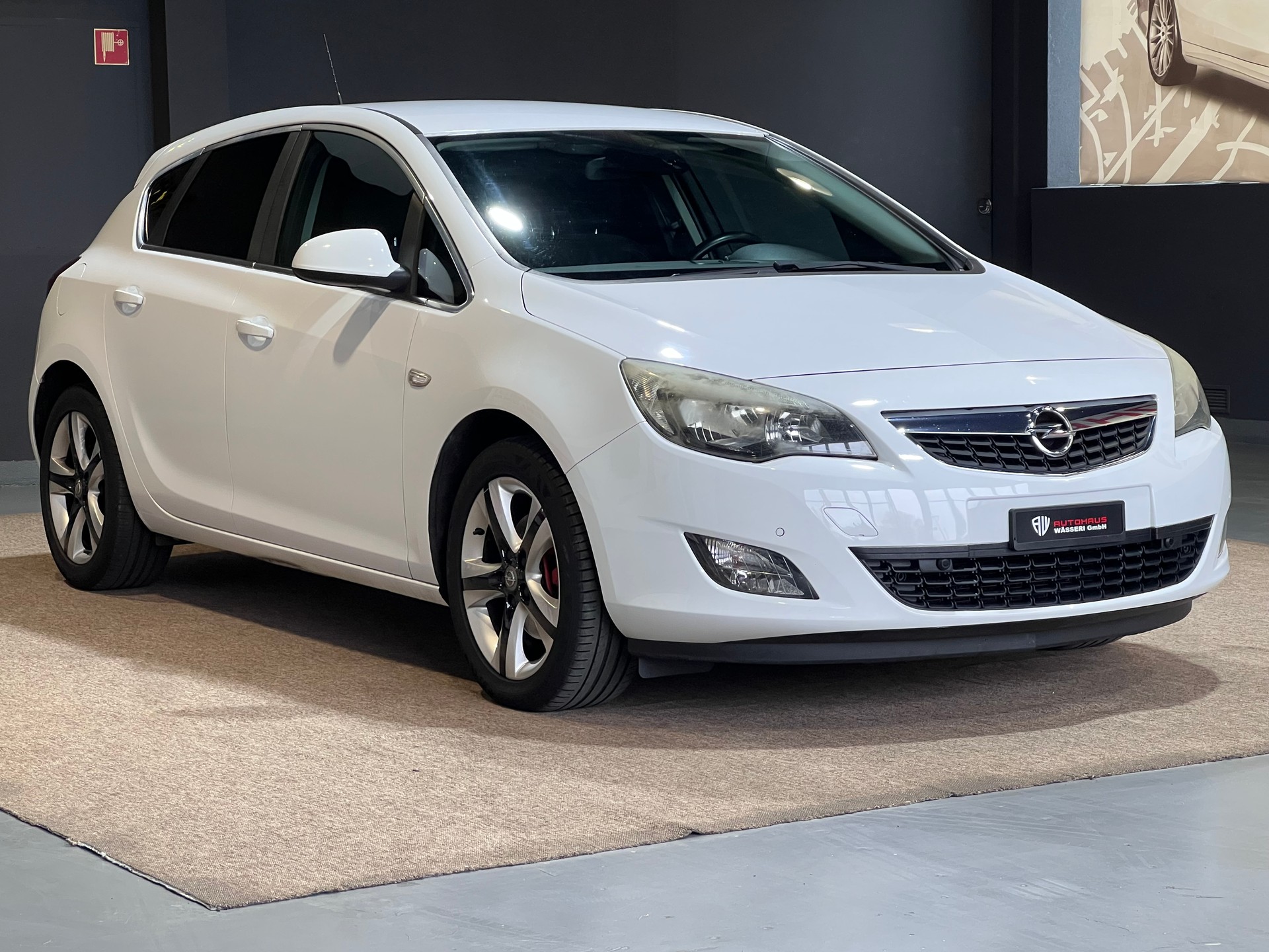 OPEL Astra 2.0 CDTi Sport-image-0
