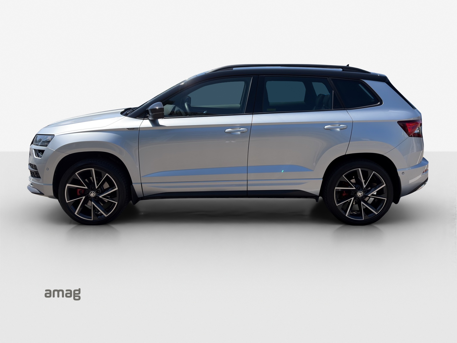 SKODA Karoq 2.0 TSI SportLine 4x4 DSG-image-1