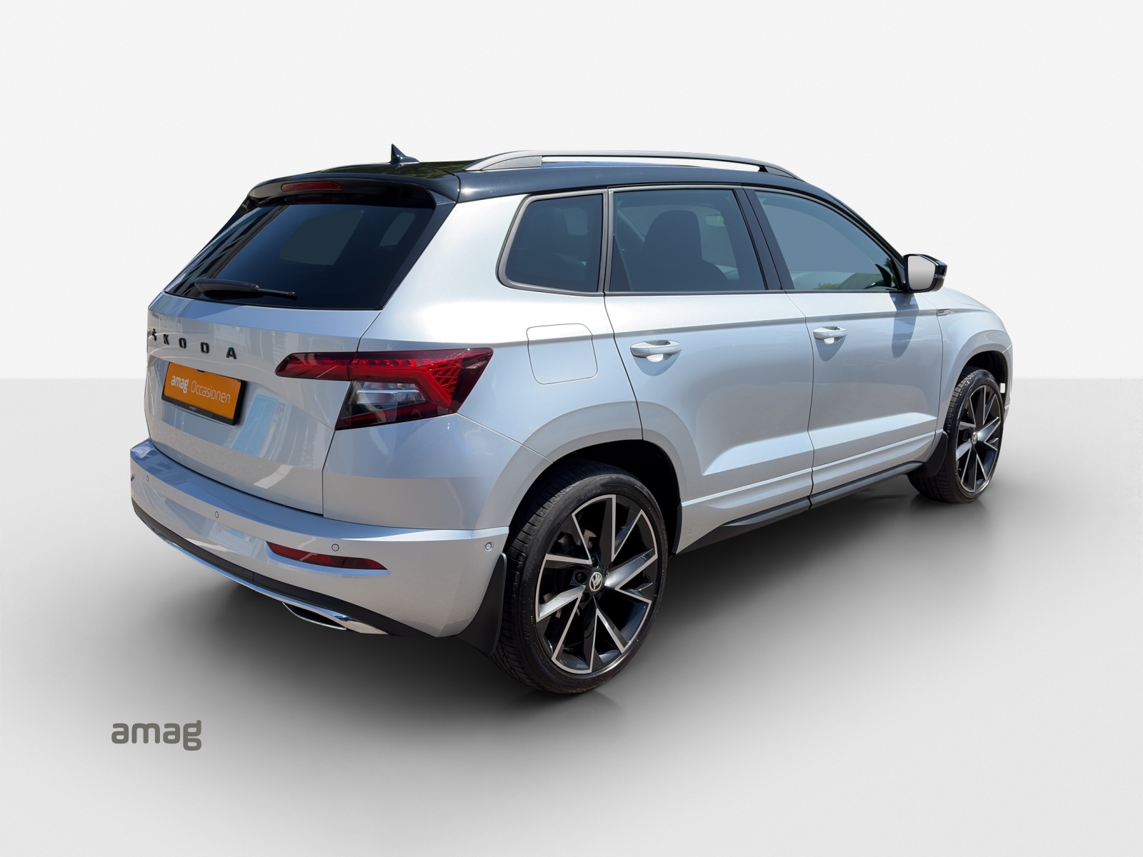 SKODA Karoq 2.0 TSI SportLine 4x4 DSG-image-4