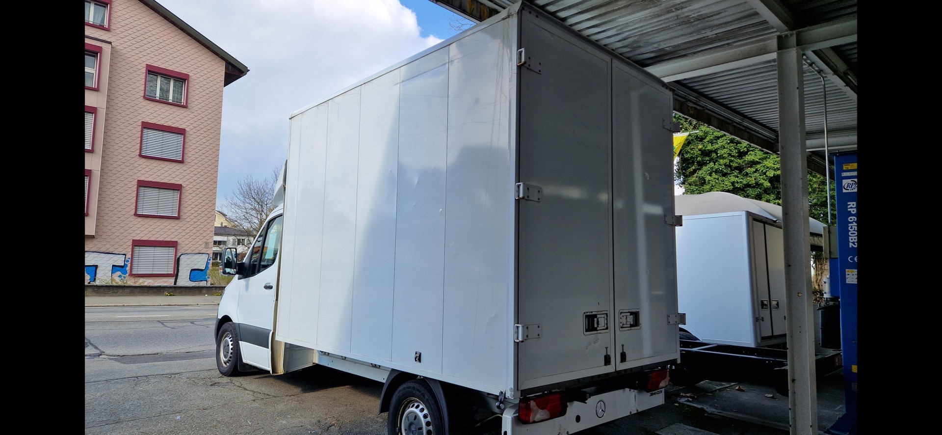 MERCEDES-BENZ 2.2 CDI 143-image-1