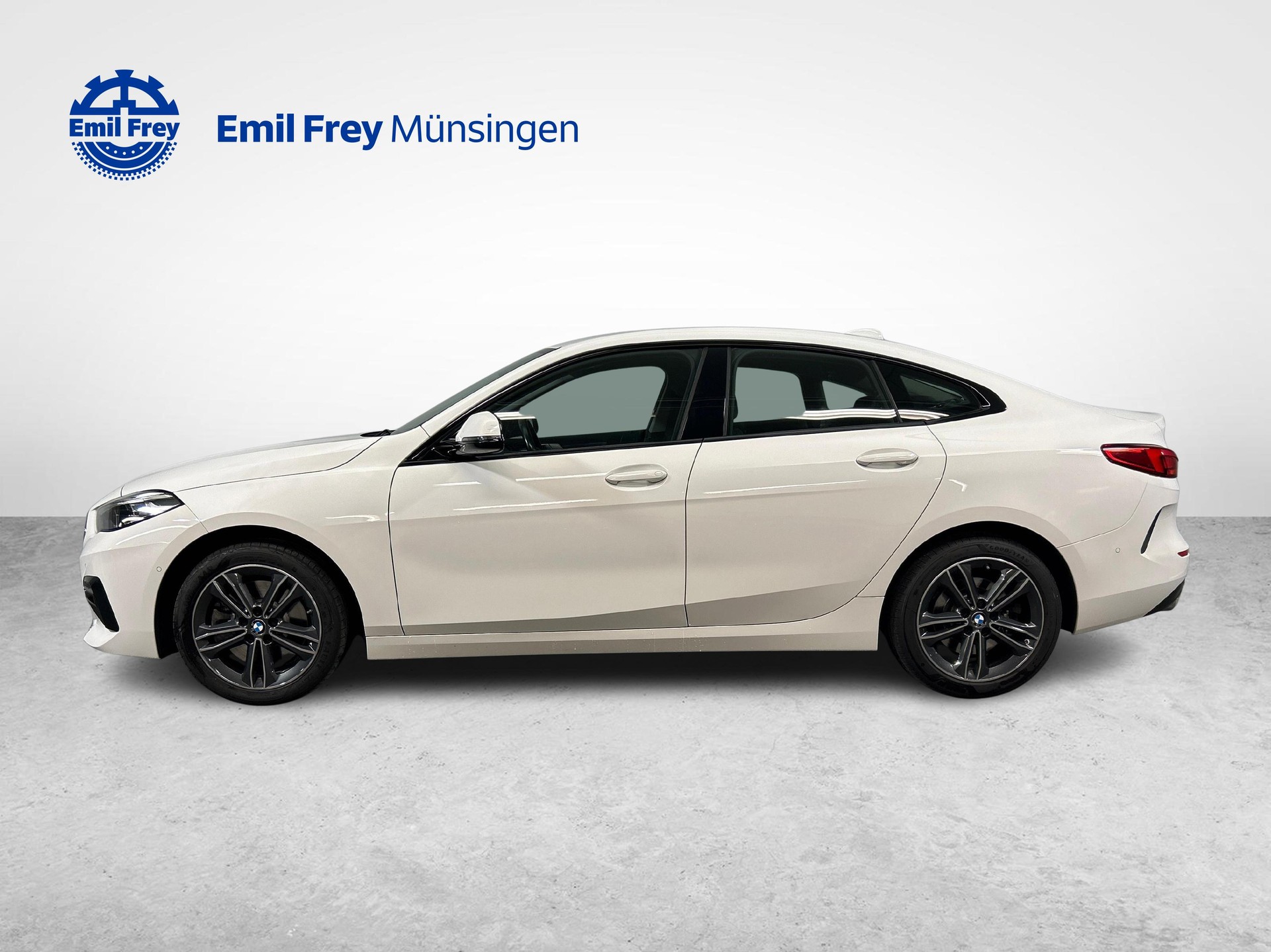 BMW 220d xDrive Gran Coupé-image-4