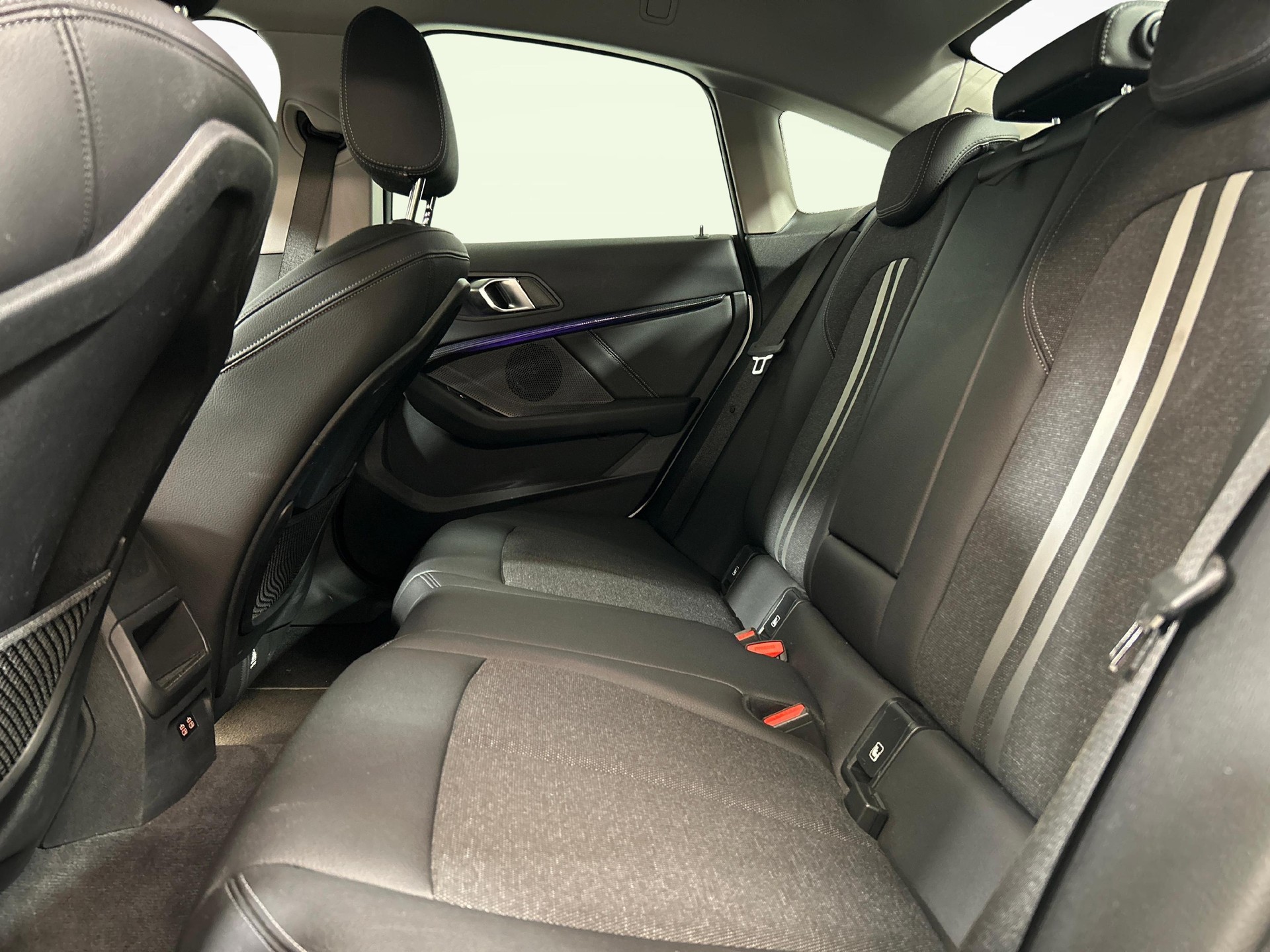 BMW 220d xDrive Gran Coupé-image-3