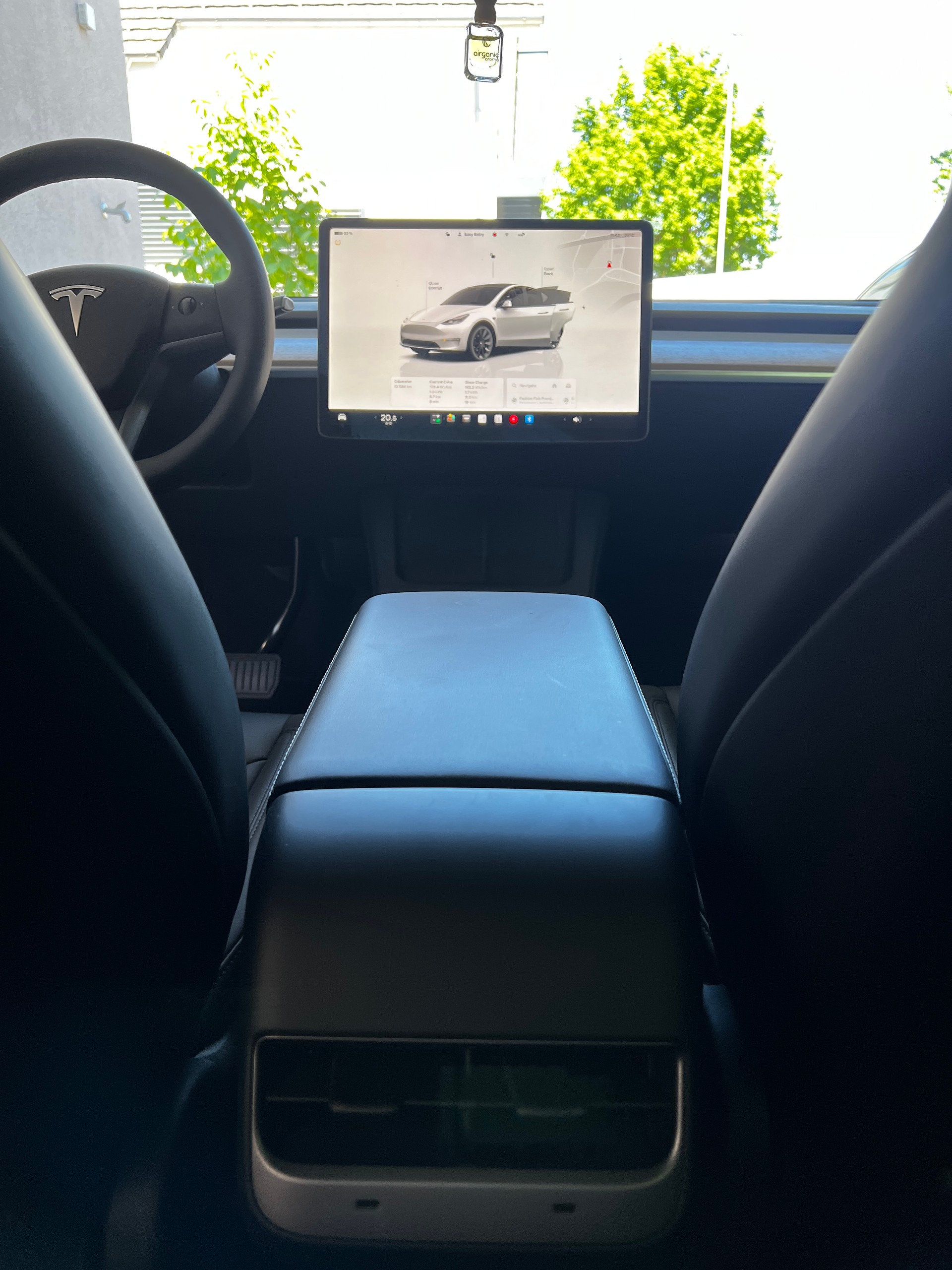 TESLA Long Range D-image-4