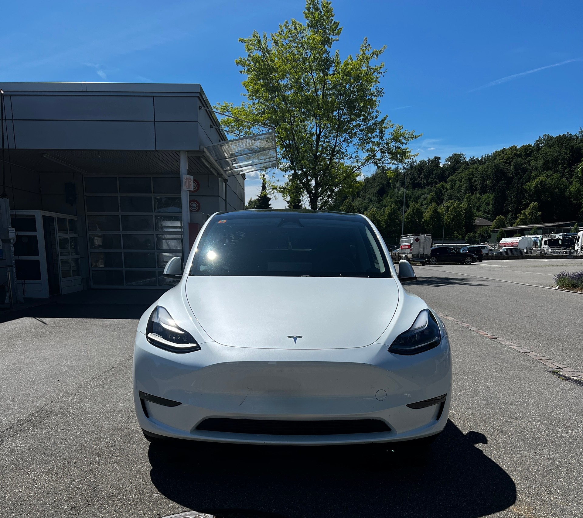 TESLA Long Range D