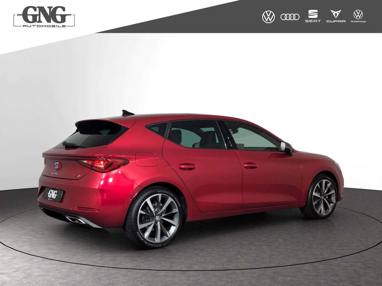 SEAT Leon 1.5 eTSI mHEV DSG FR-image-2