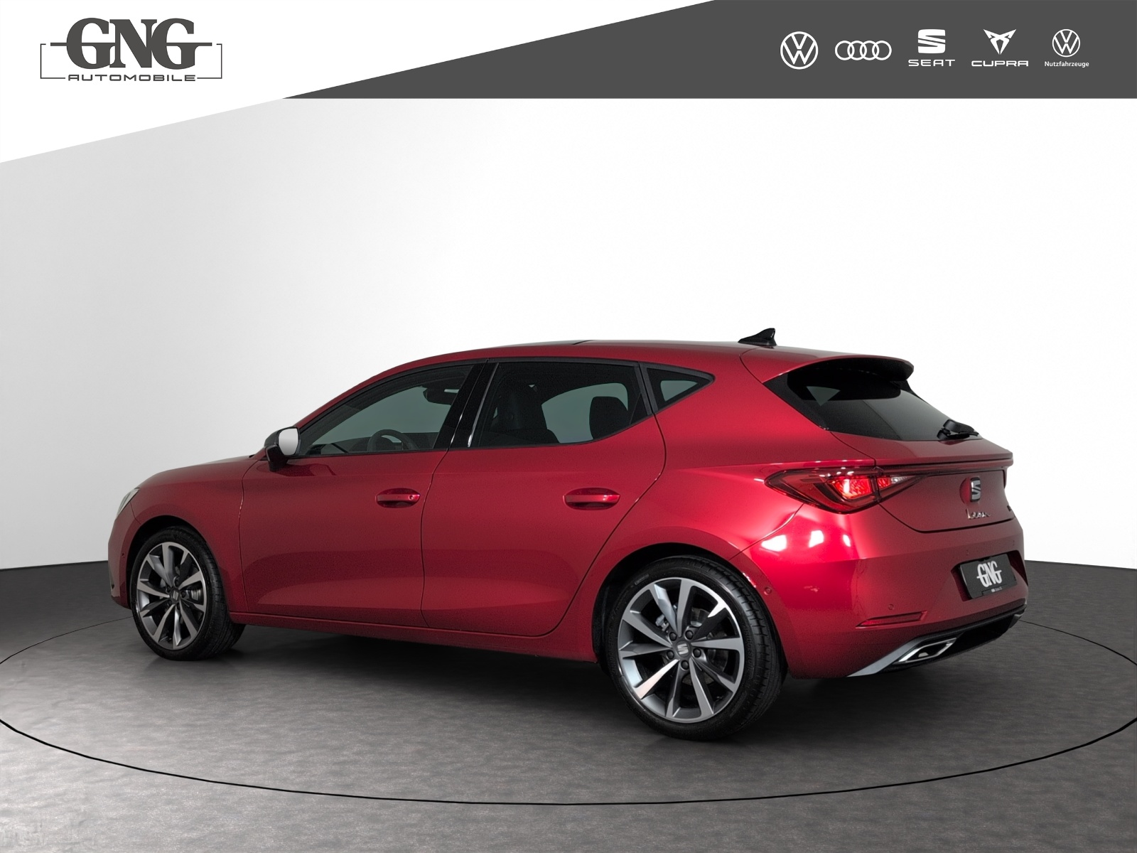 SEAT Leon 1.5 eTSI mHEV DSG FR-image-1