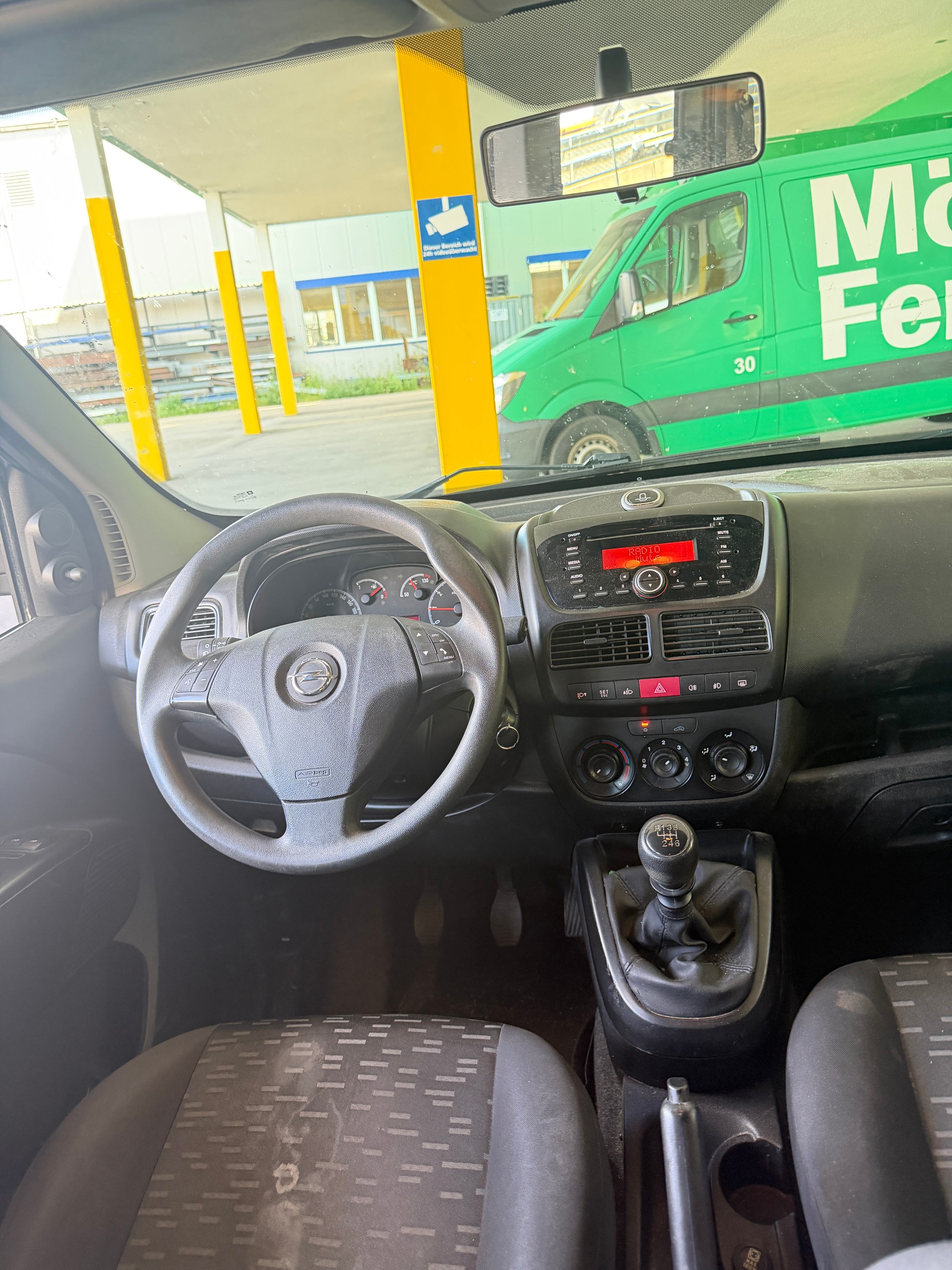 OPEL Combo 2.0 CDTI 2.4 L2H1-image-9