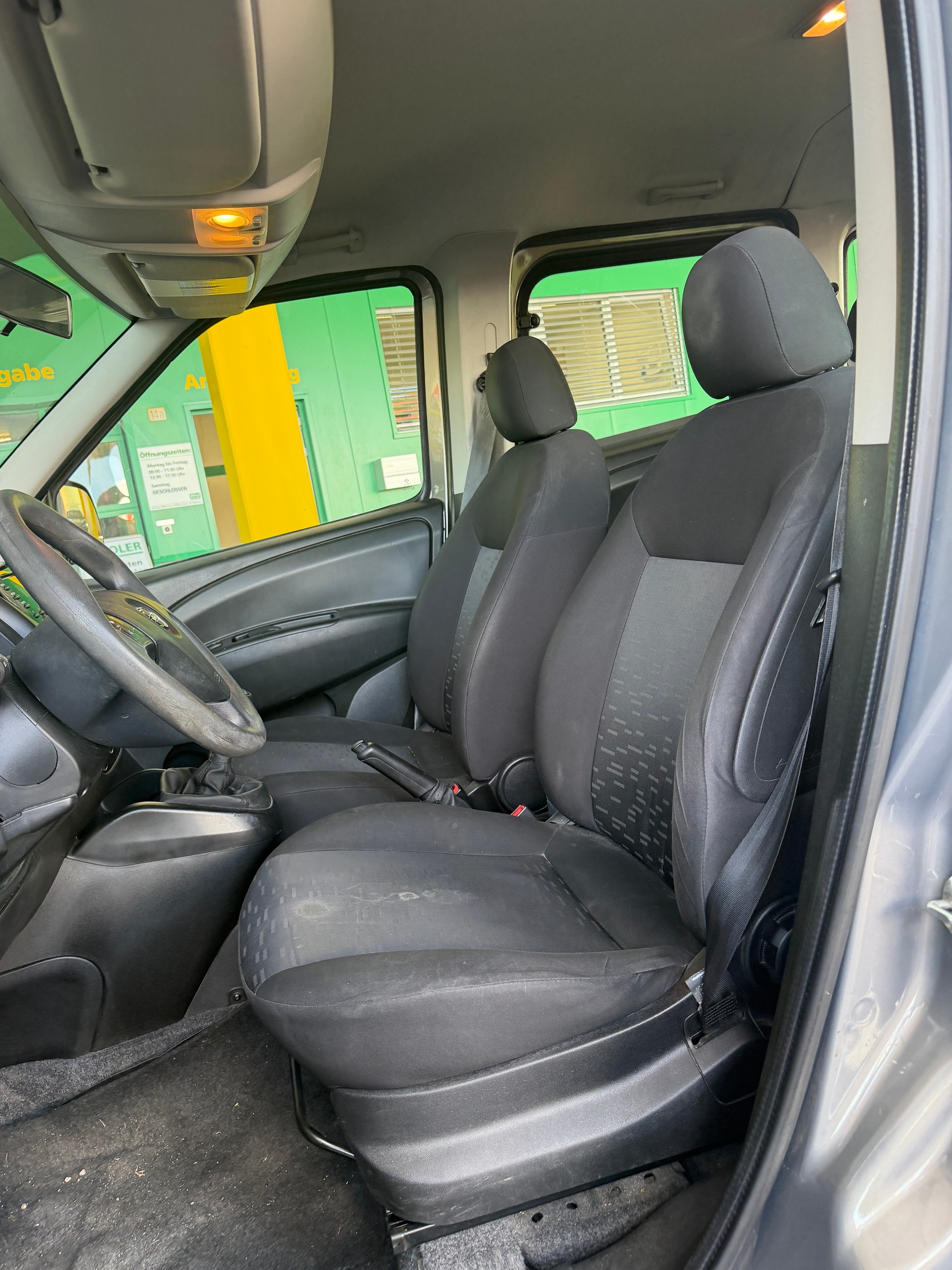 OPEL Combo 2.0 CDTI 2.4 L2H1-image-8