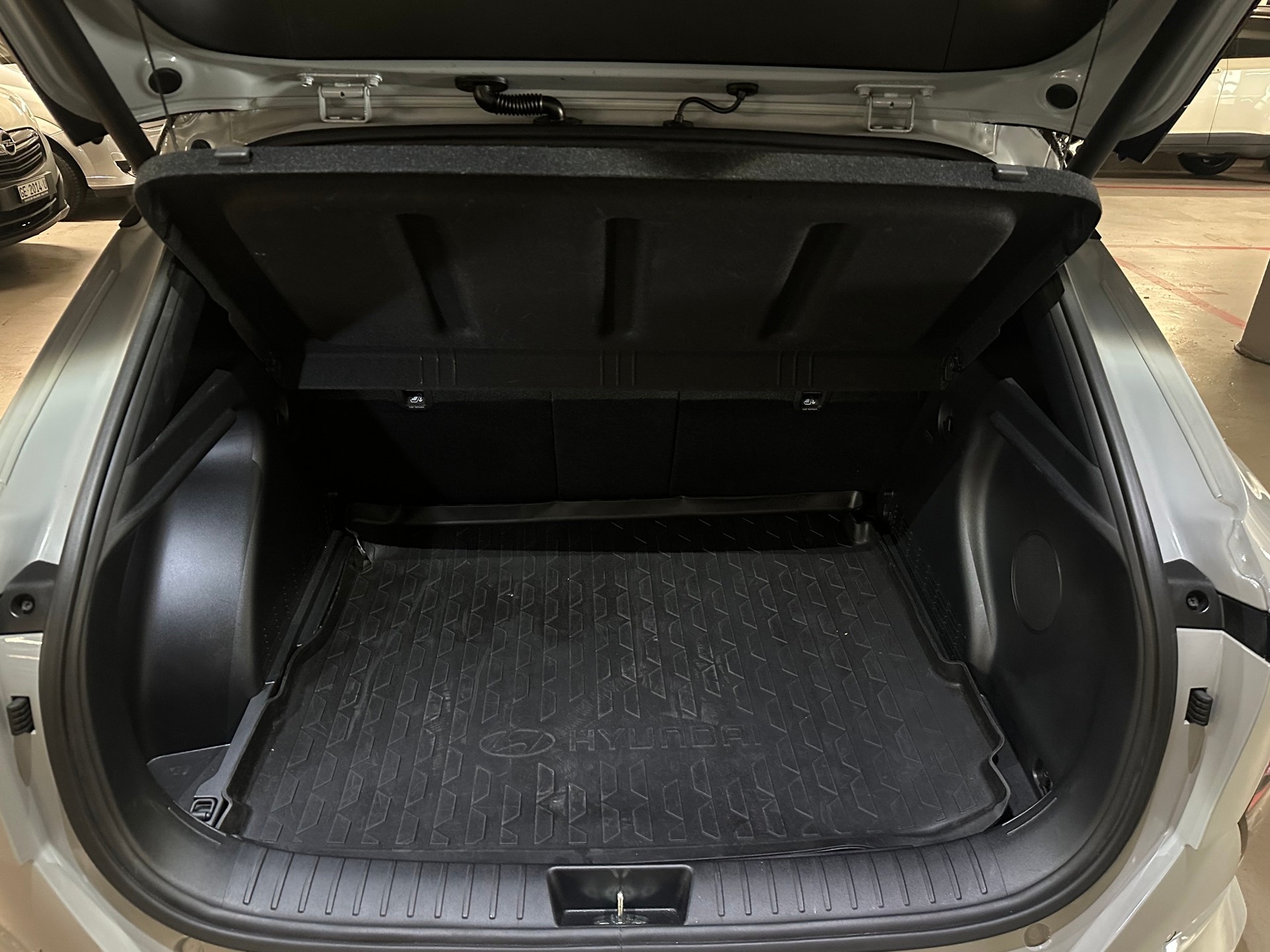 HYUNDAI Kona 1.6 GDi HEV N Line DCT-image-12