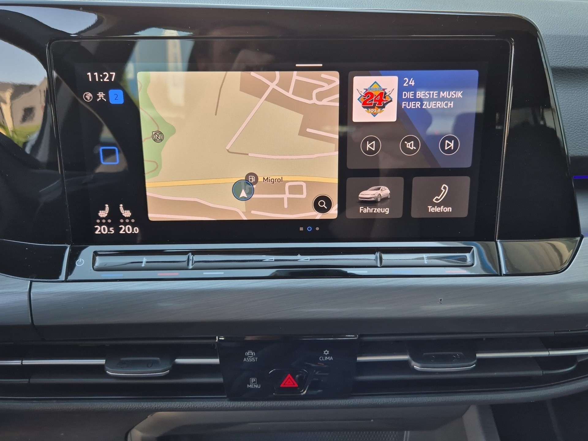 VW Golf 1.5 eTSI mHEV ACT First Edition DSG-image-15