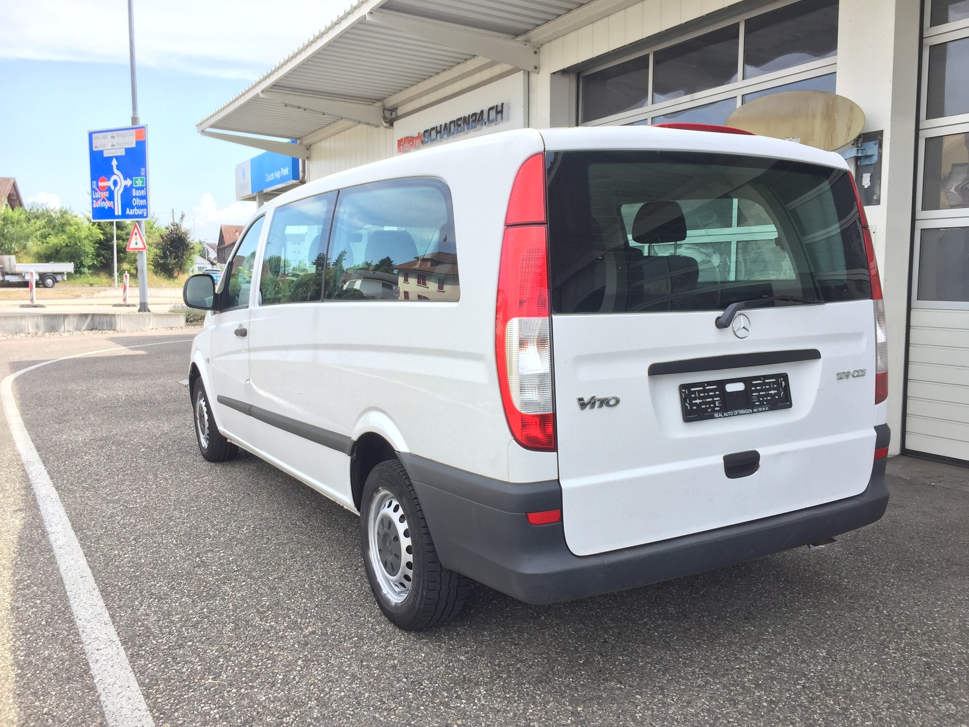 MERCEDES-BENZ Vito 109 CDI-image-5