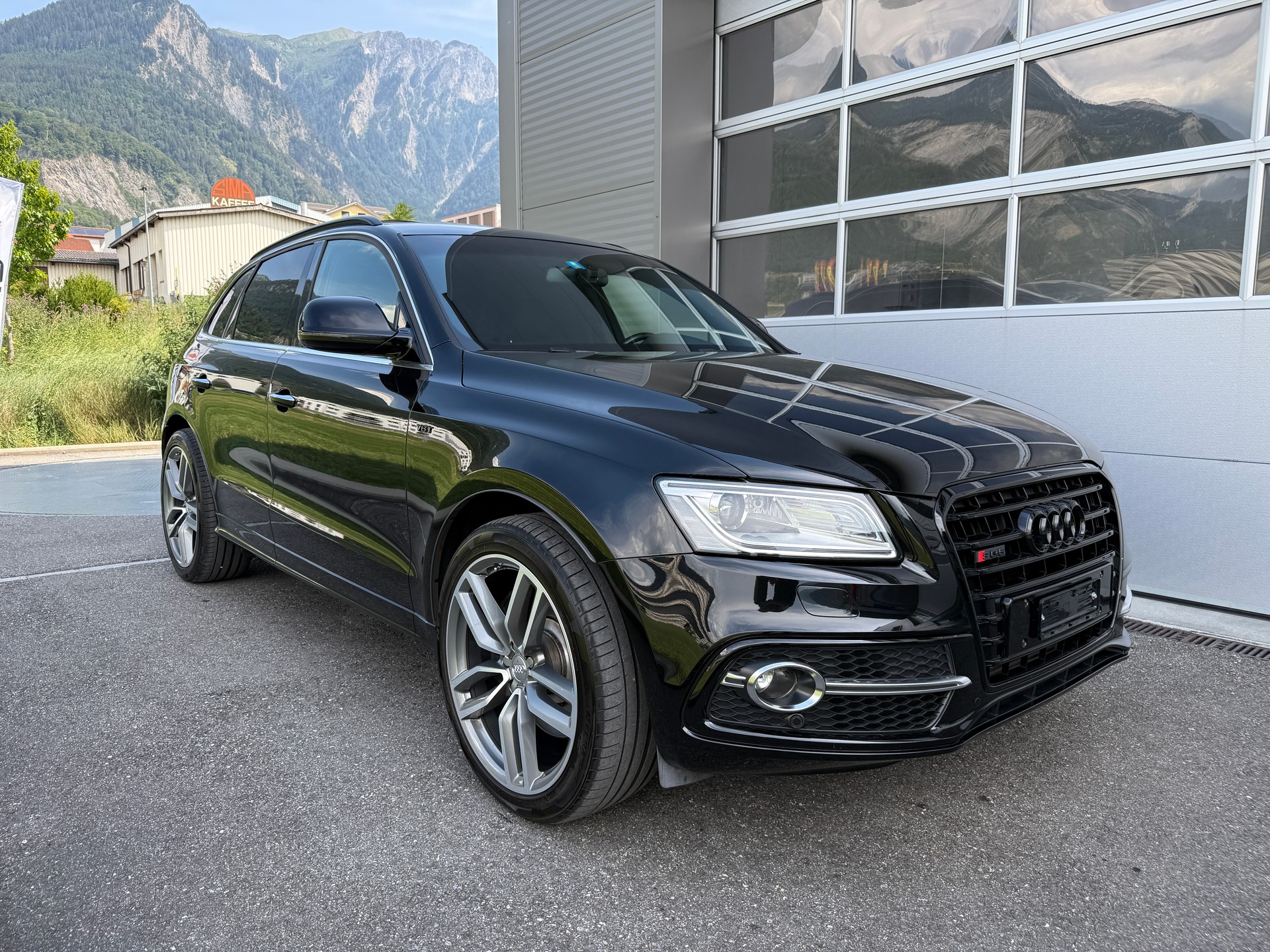 AUDI SQ5 3.0 TDI quattro tiptronic-image-0
