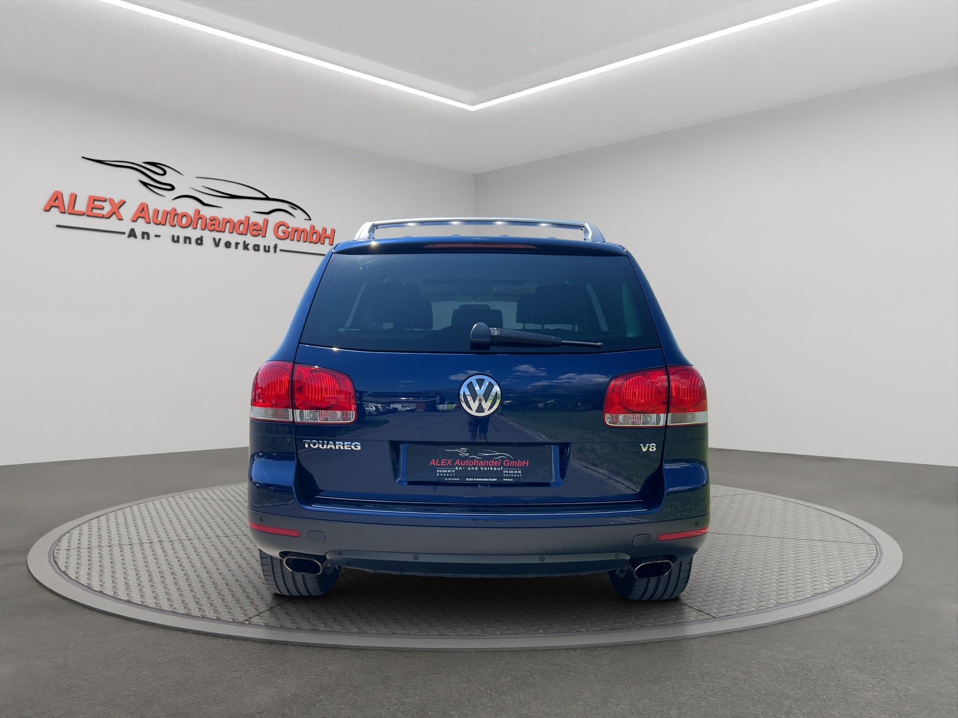 VW Touareg 4.2 V8 Automatic-image-4