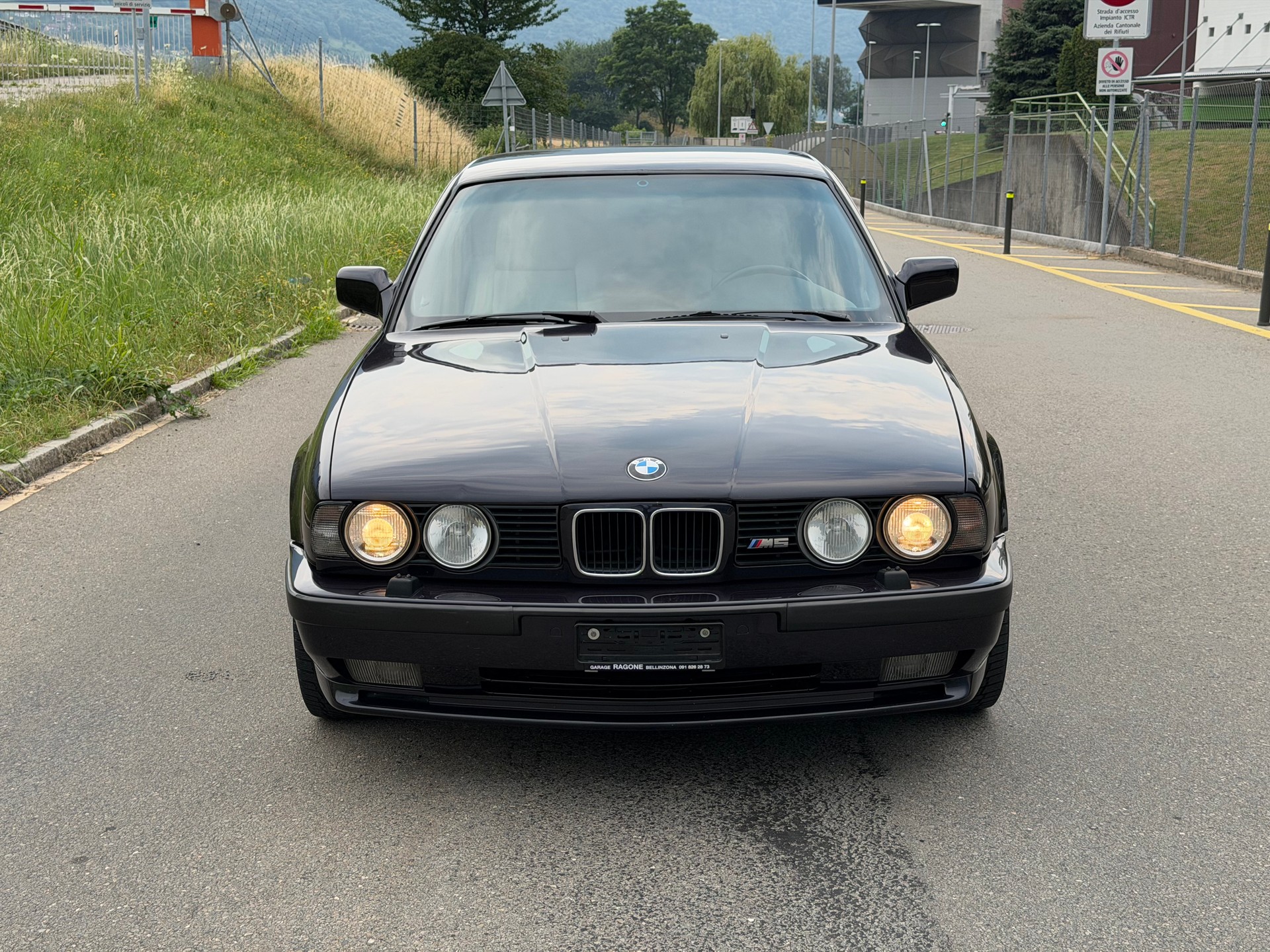 BMW M5 E34-image-6