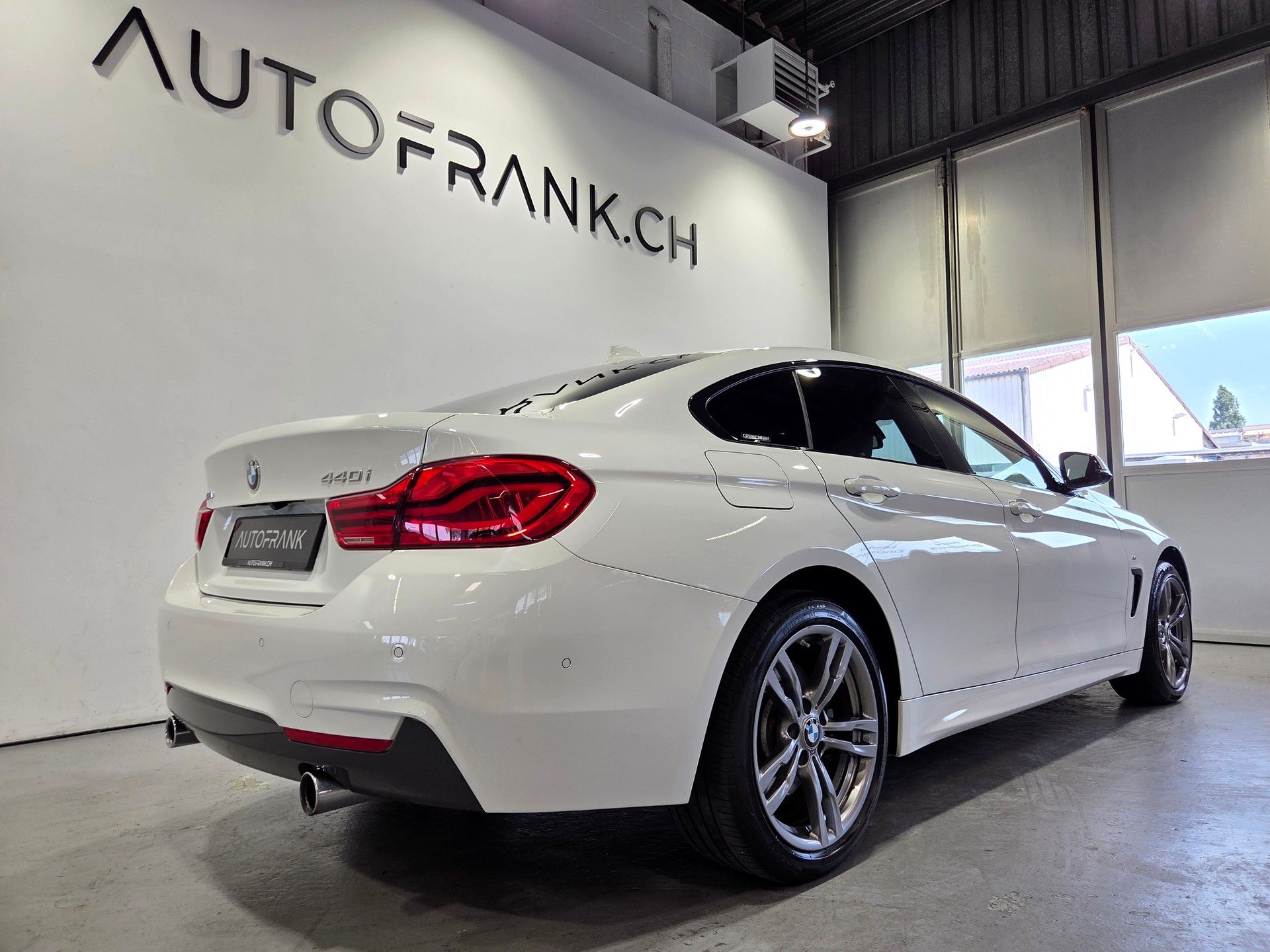 BMW 440i xDrive M-Sport Gran Coupé-image-2