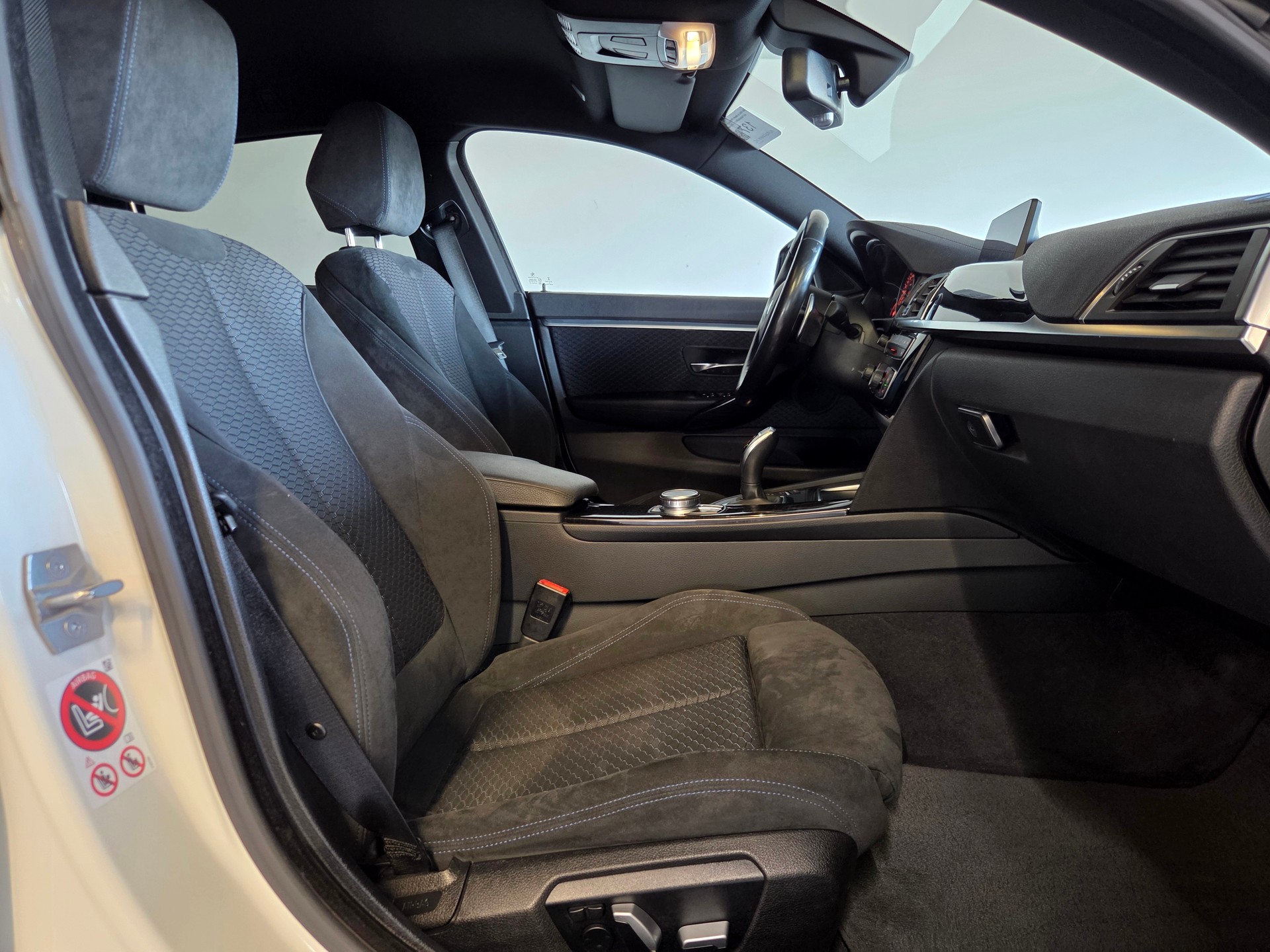 BMW 440i xDrive M-Sport Gran Coupé-image-19