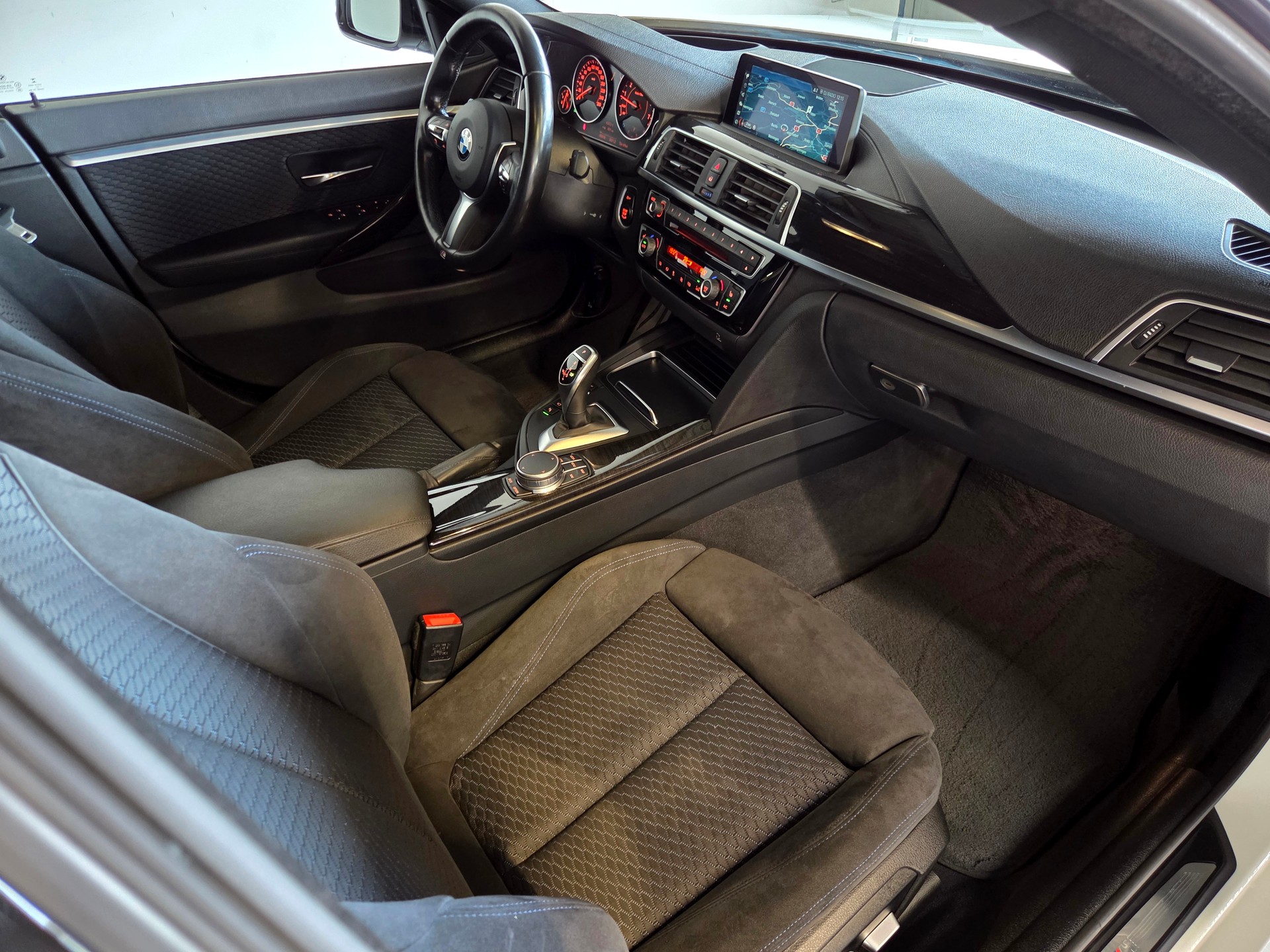 BMW 440i xDrive M-Sport Gran Coupé-image-6