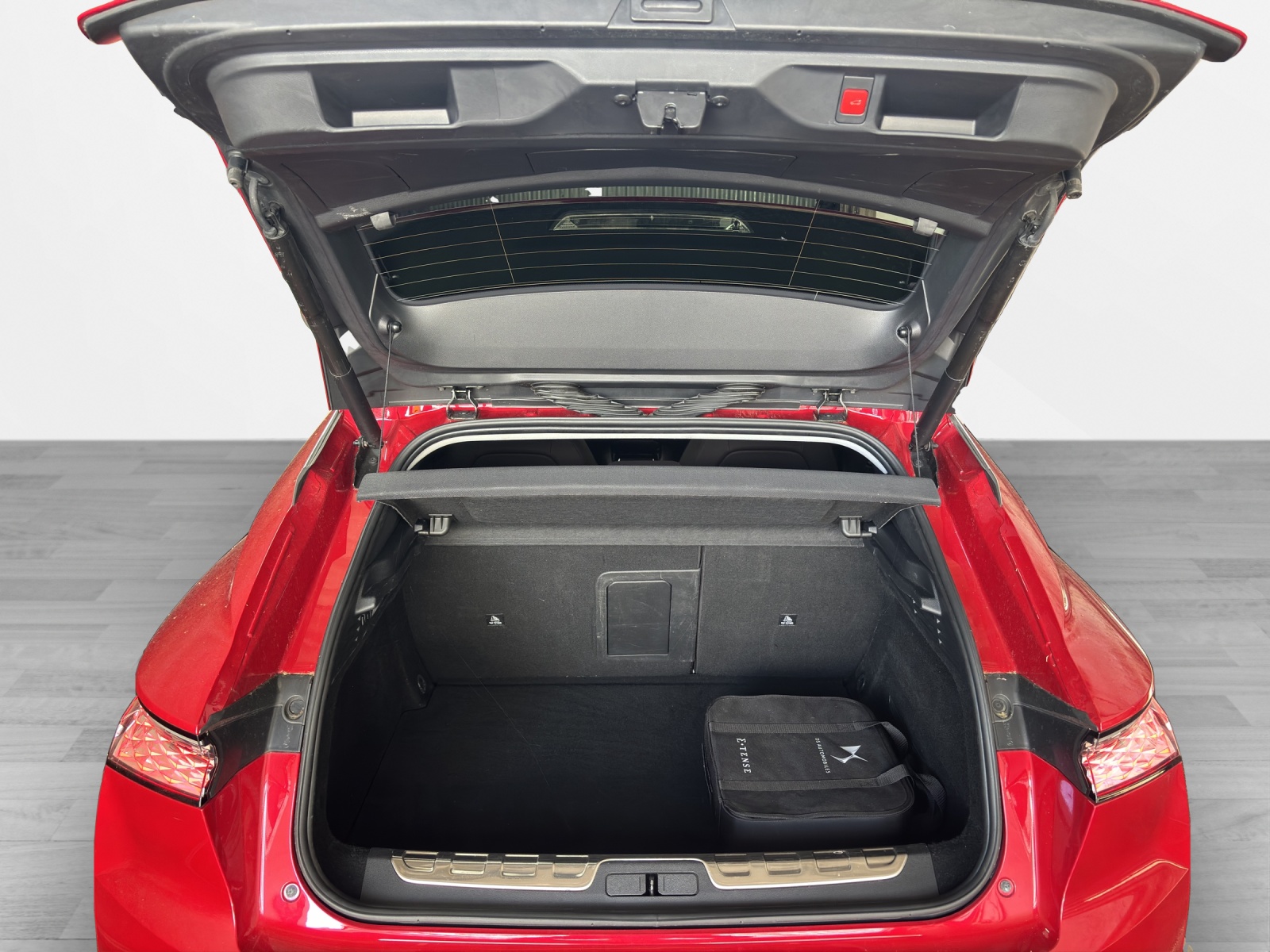 DS AUTOMOBILES DS4 1.6 E-Tense Bastille Limousine-image-5