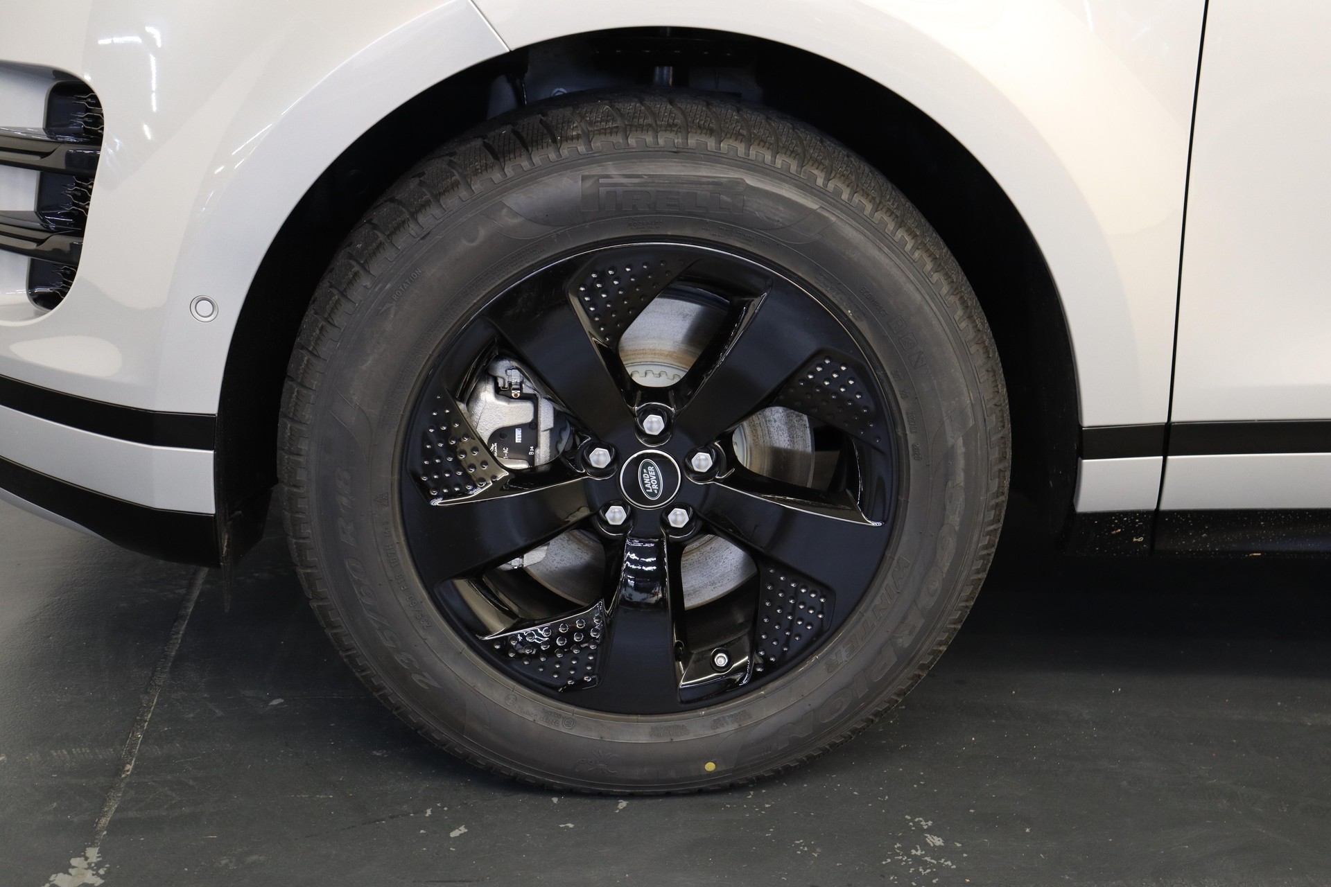 LAND ROVER Range Rover Evoque 1.5 T 270e Dynamic SE-image-12