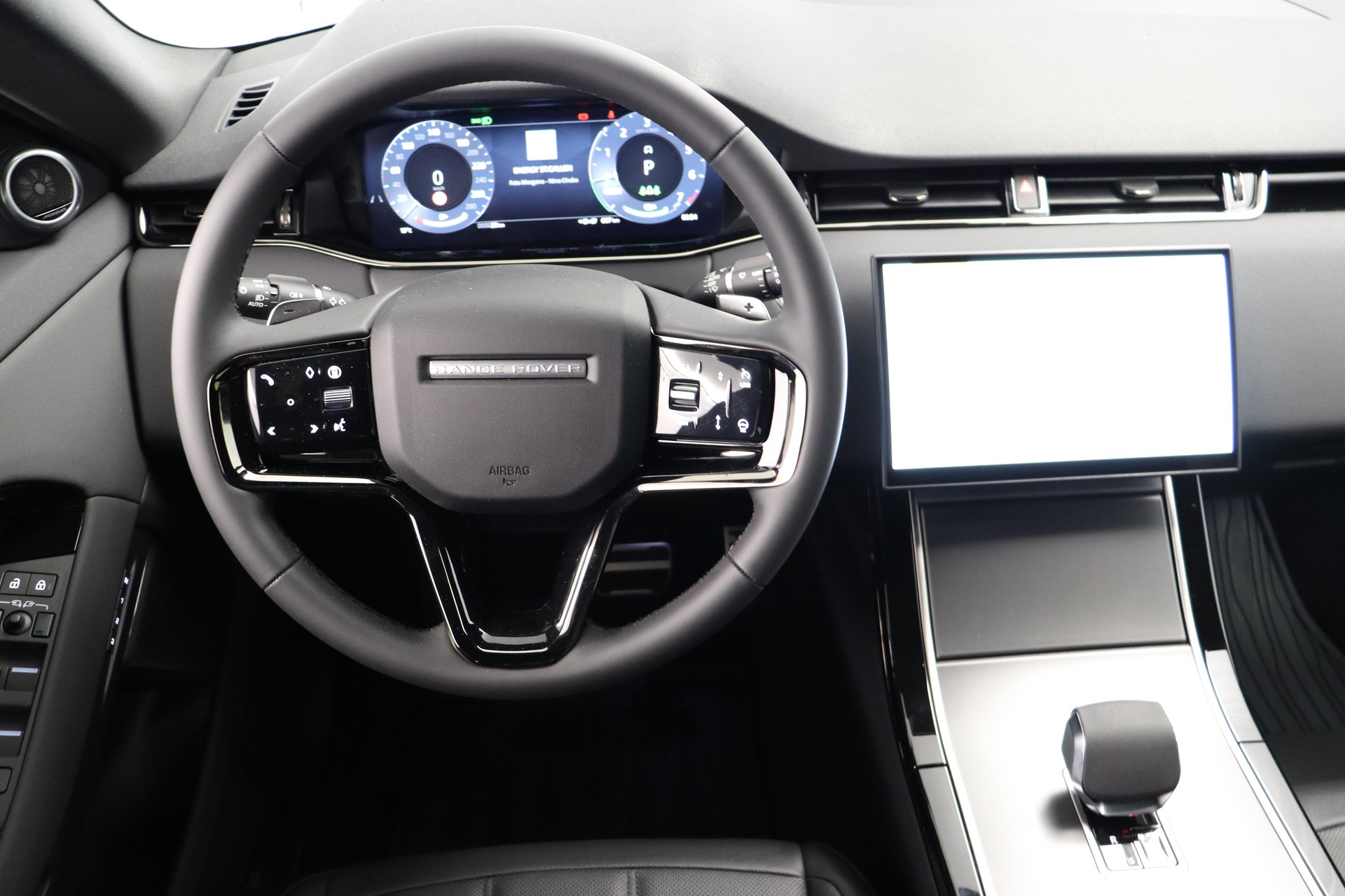 LAND ROVER Range Rover Evoque 1.5 T 270e Dynamic SE-image-4