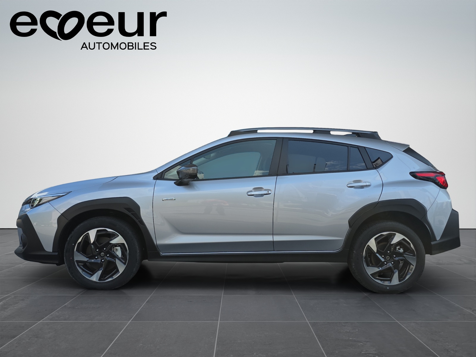 SUBARU Crosstrek 2.0i e-Boxer Swiss Plus-image-2
