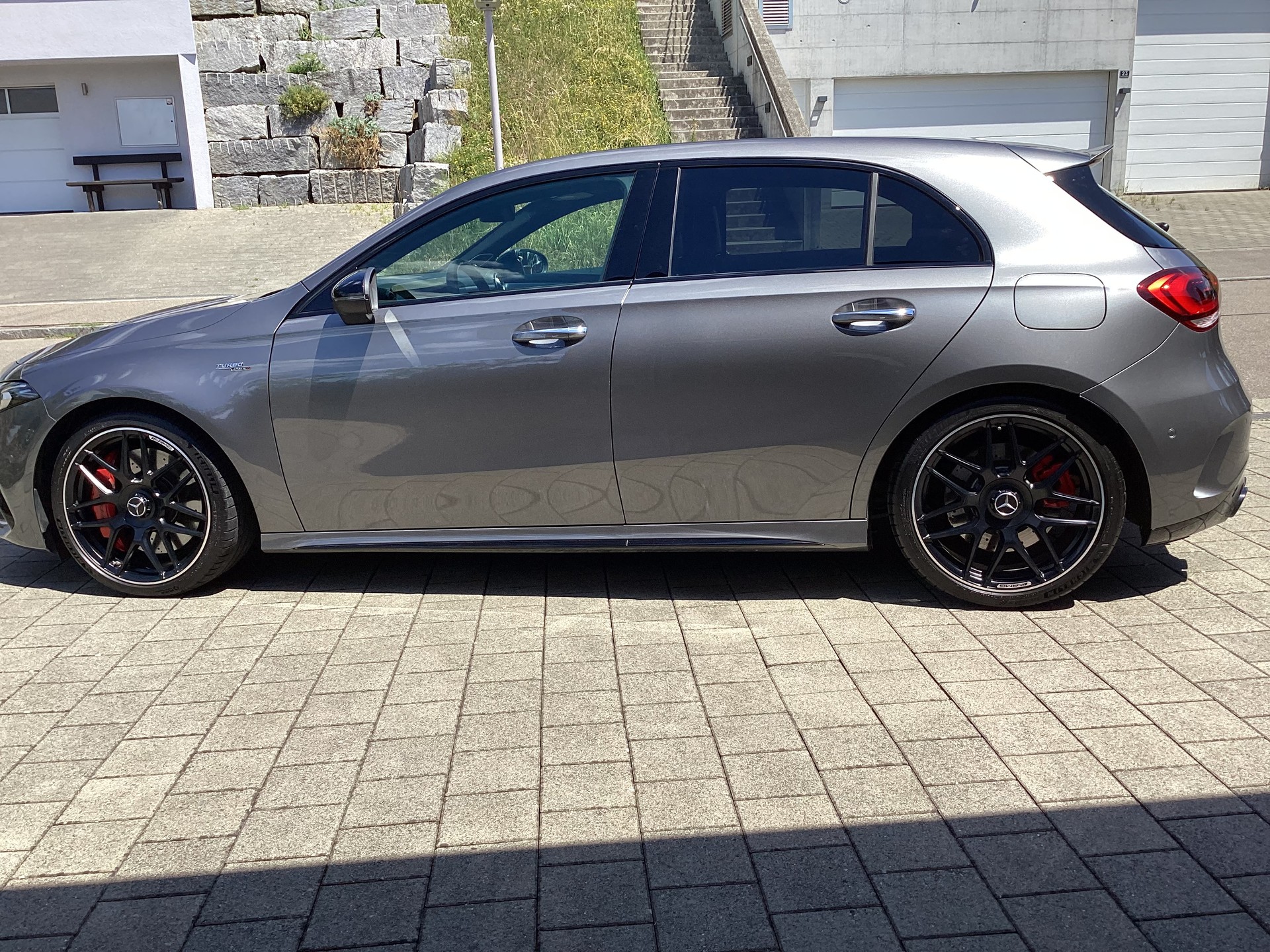 MERCEDES-BENZ A 45 S AMG 4matic+-image-4