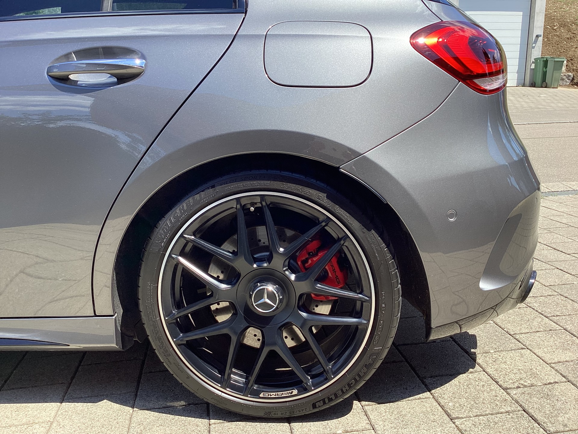 MERCEDES-BENZ A 45 S AMG 4matic+-image-2