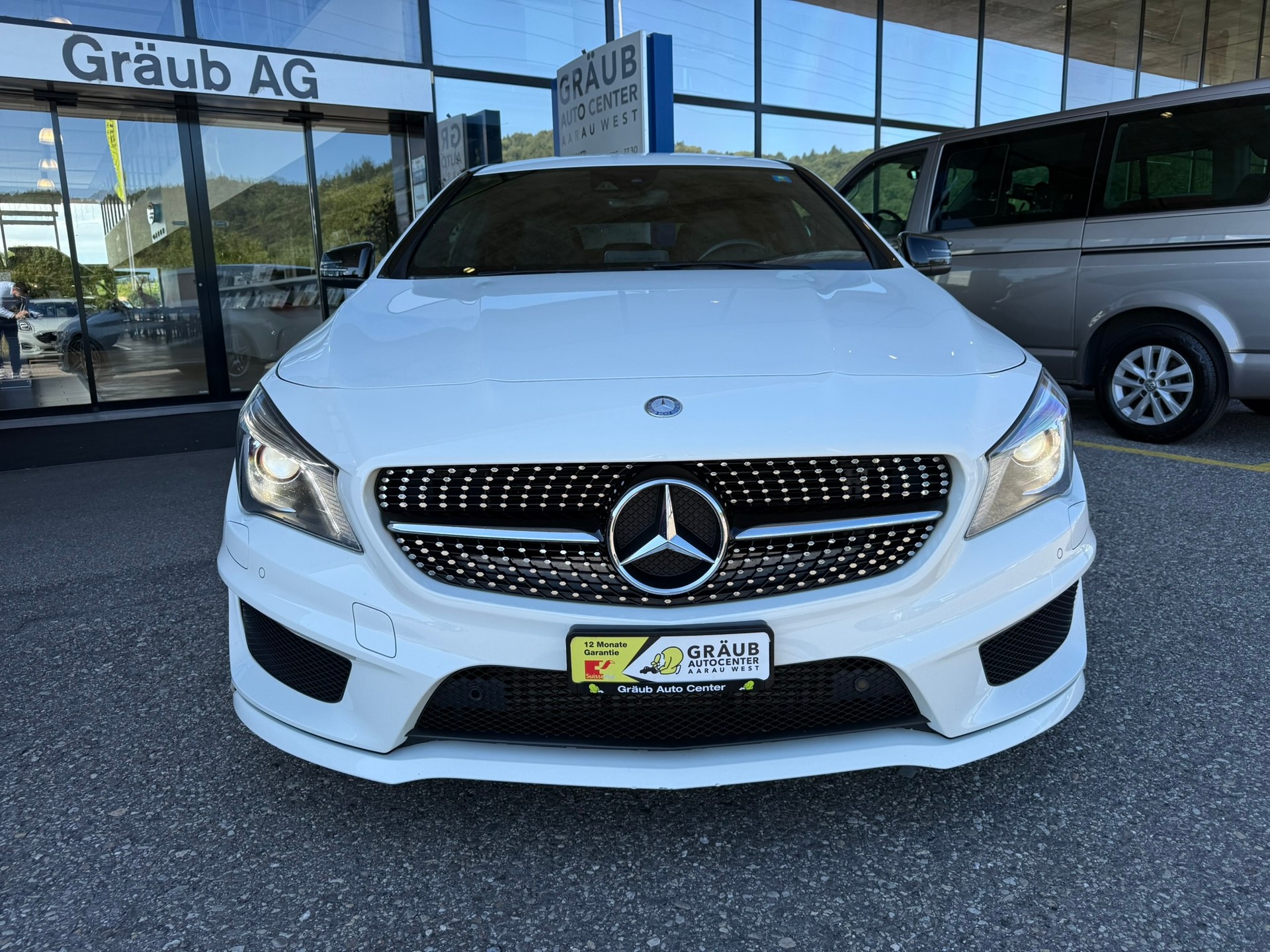 MERCEDES-BENZ CLA Shooting Brake 250 AMG Line 7G-DCT 4Matic-image-1