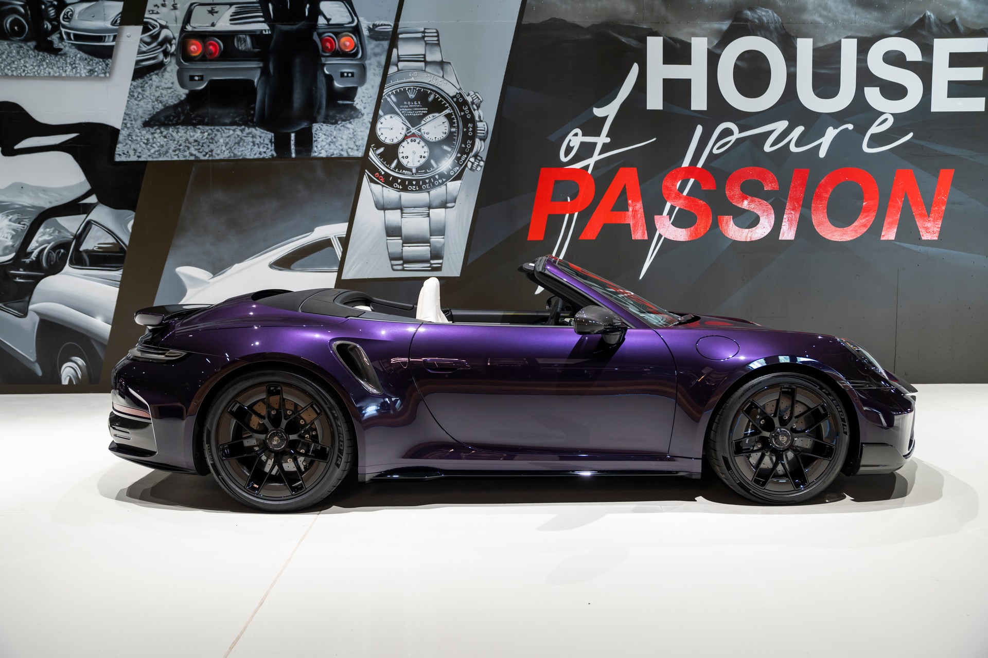PORSCHE 911 Turbo S Cabriolet PDK-image-2