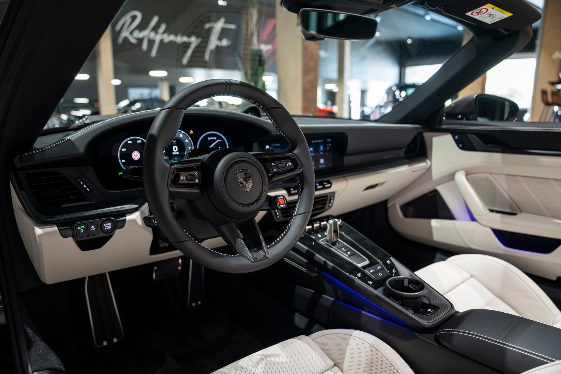 PORSCHE 911 Turbo S Cabriolet PDK-image-12