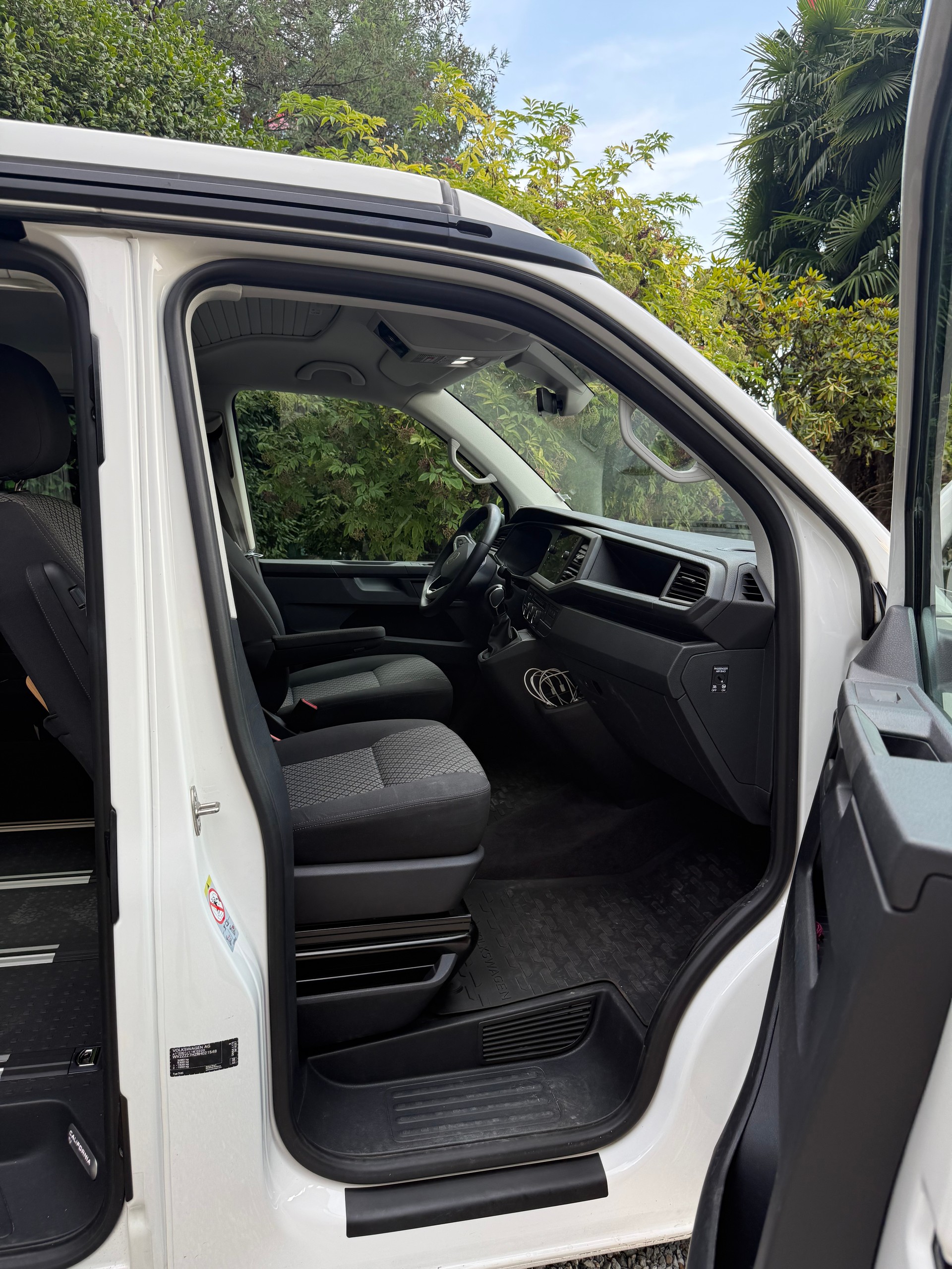 VW 2.0 TDI 150 Beach Liberty DSG-image-5