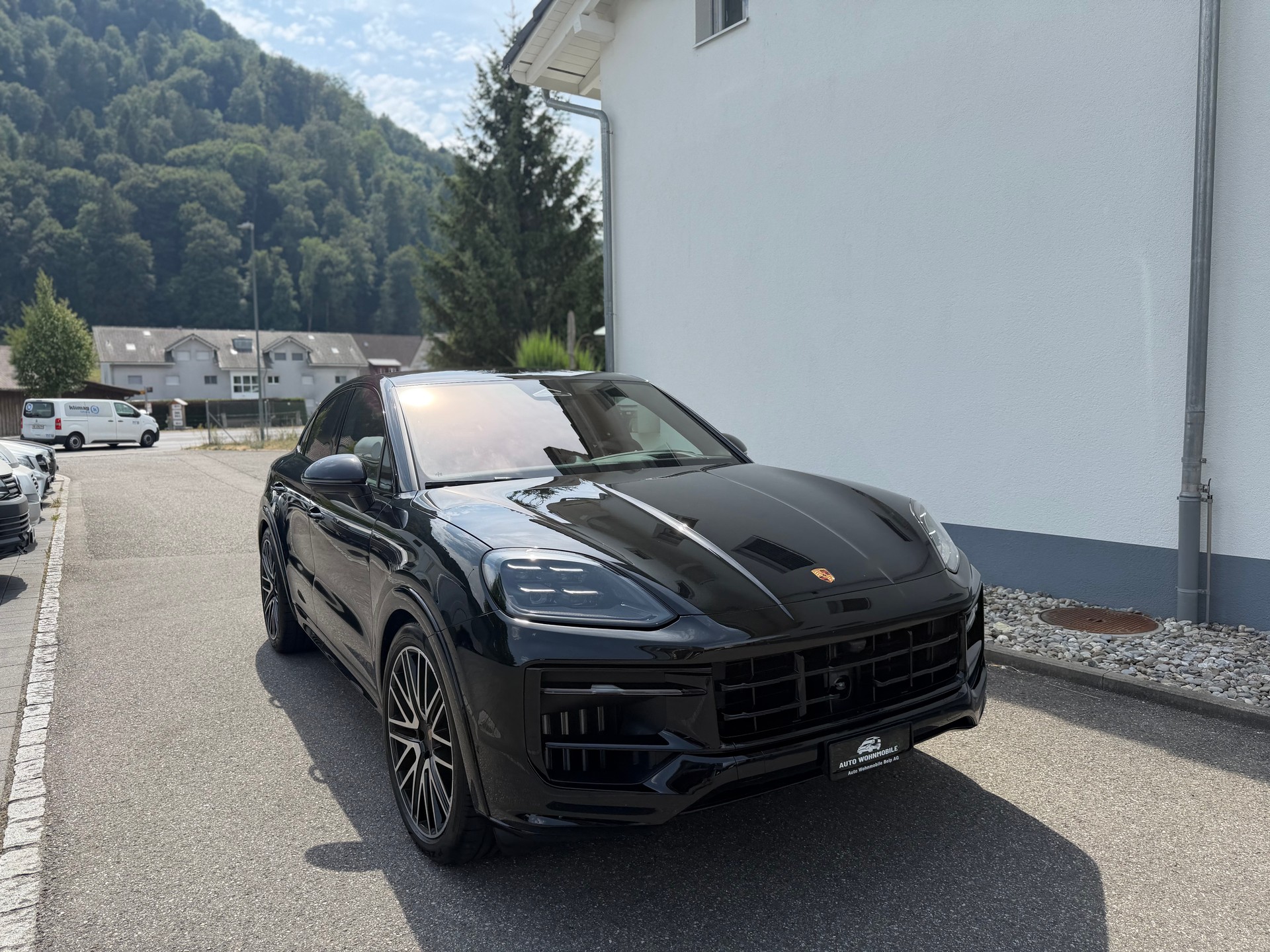 PORSCHE Cayenne Coupé GTS Tiptronic-image-1