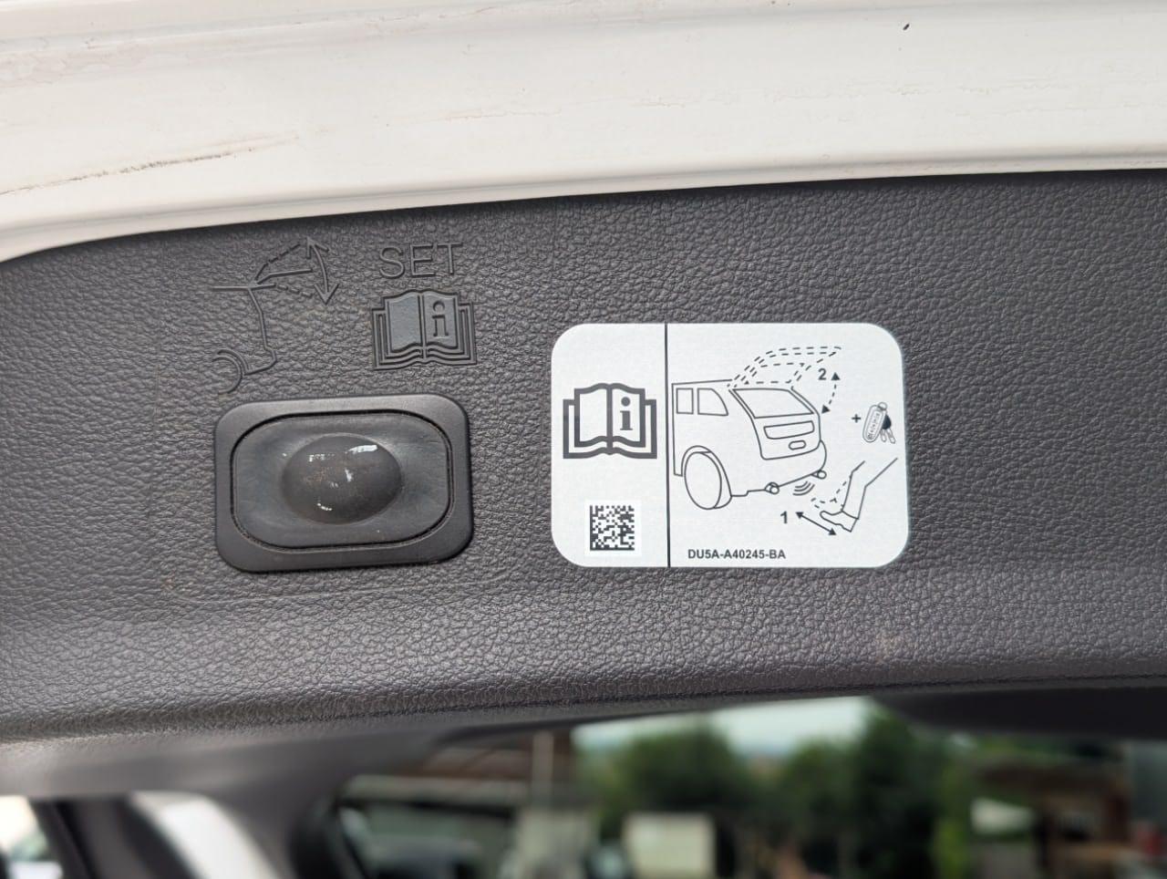 FORD Kuga 2.0 TDCi ST Line 4WD PowerShift-image-10