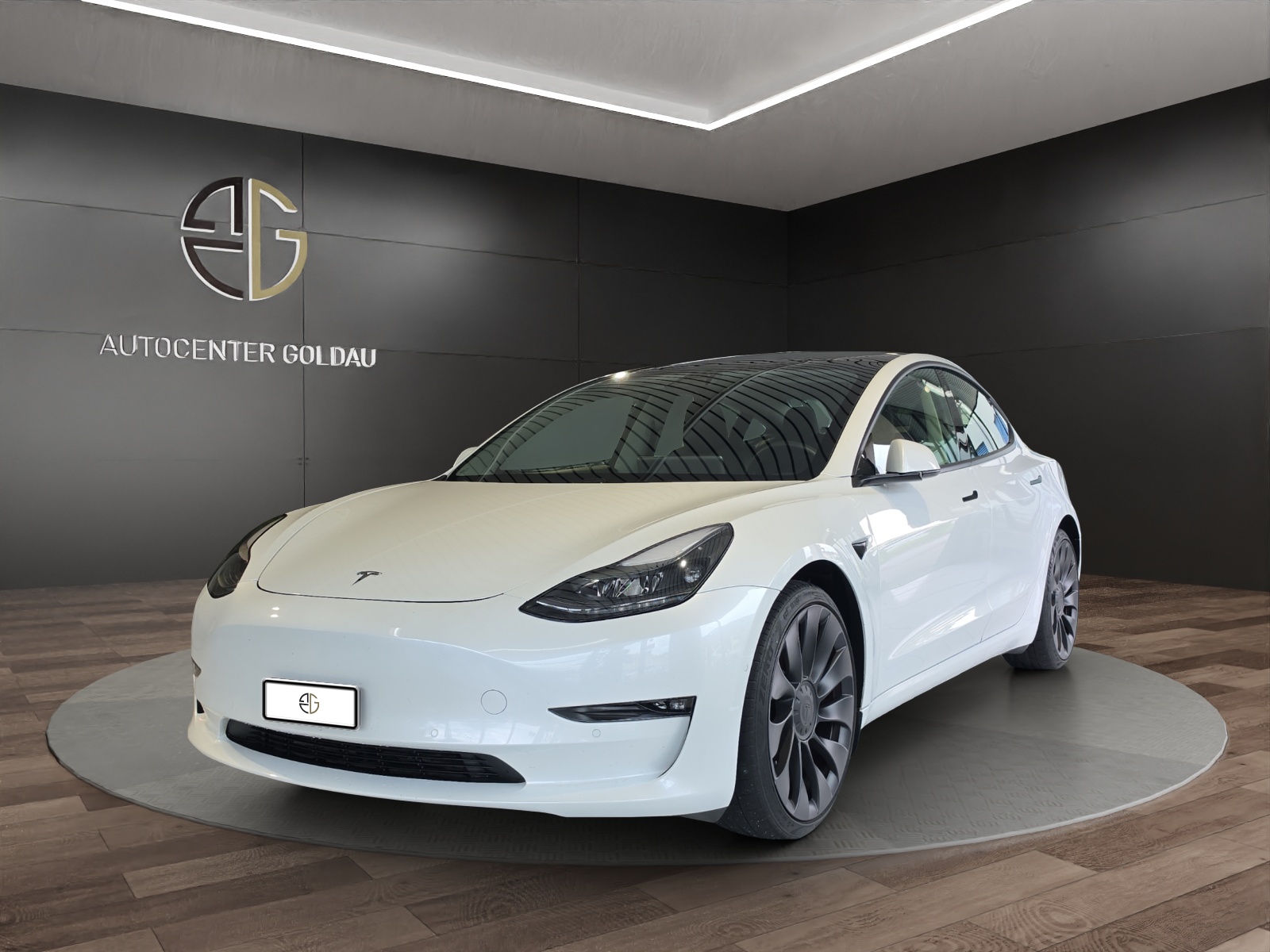 TESLA Model 3 Performance Dual Motor AWD-image-0